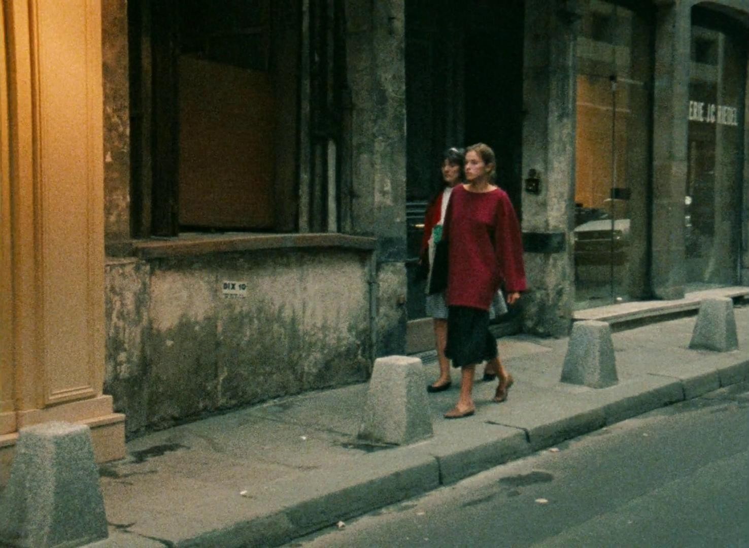 Four Adventures of Reinette and Mirabelle (1987) —  shot,  lighting