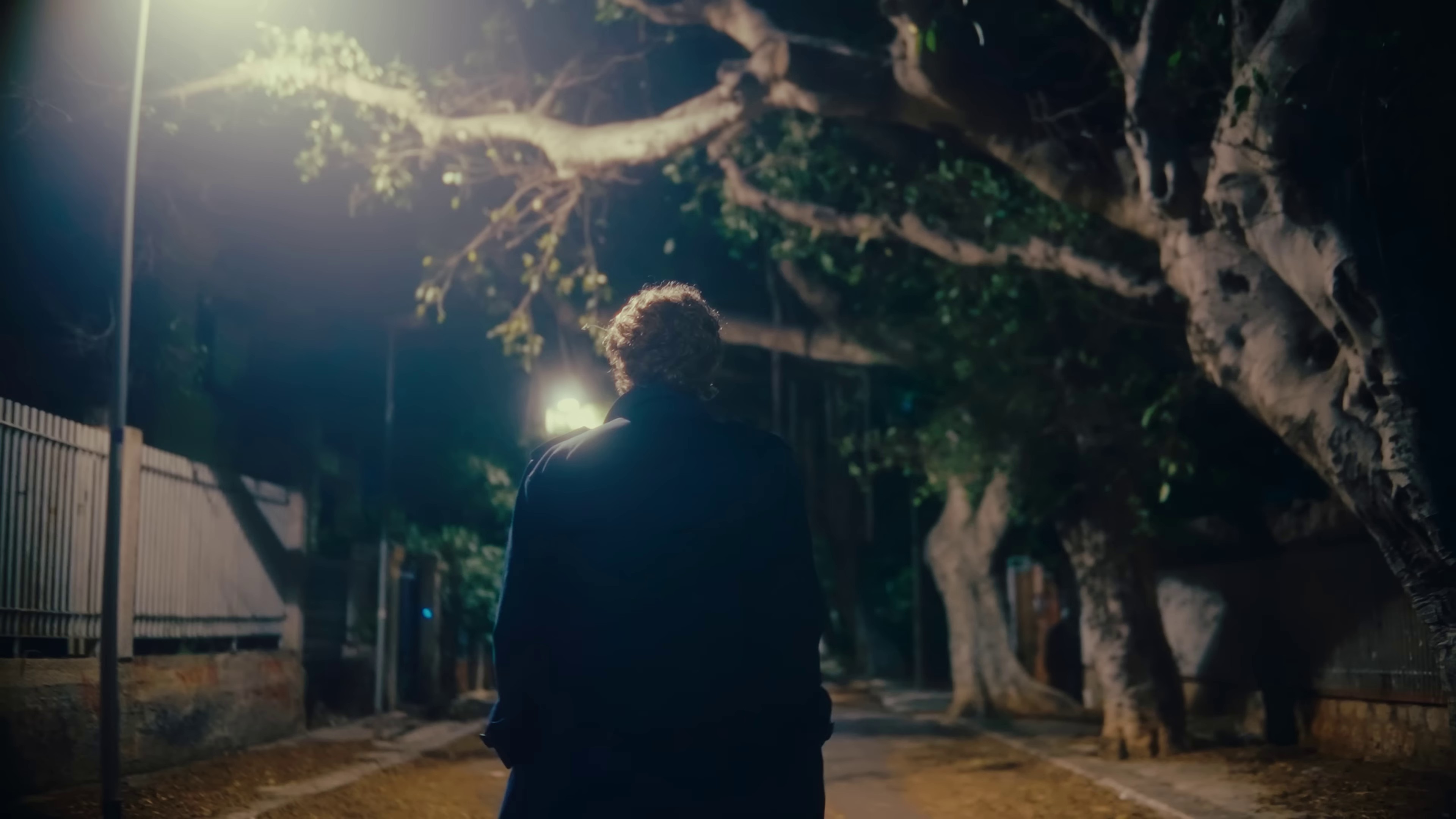 Time Bomb  (2022) —  shot,  lighting