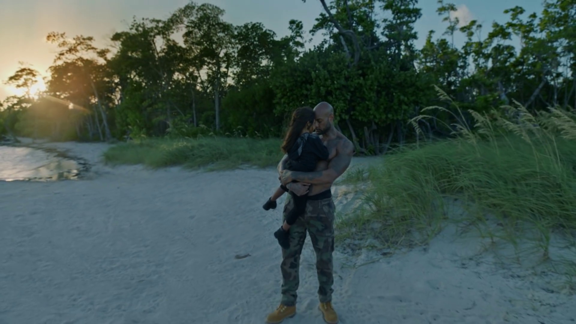 Petite Fille  (2021) —  shot,  lighting