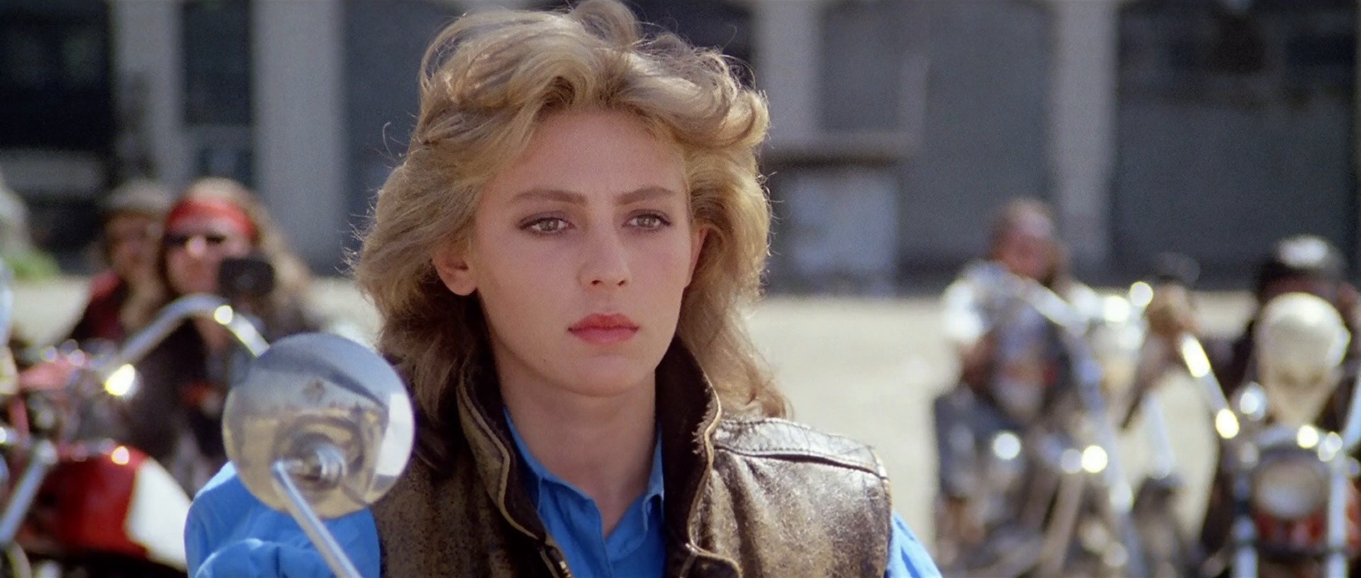 1990: The Bronx Warriors (1982) —  shot,  lighting