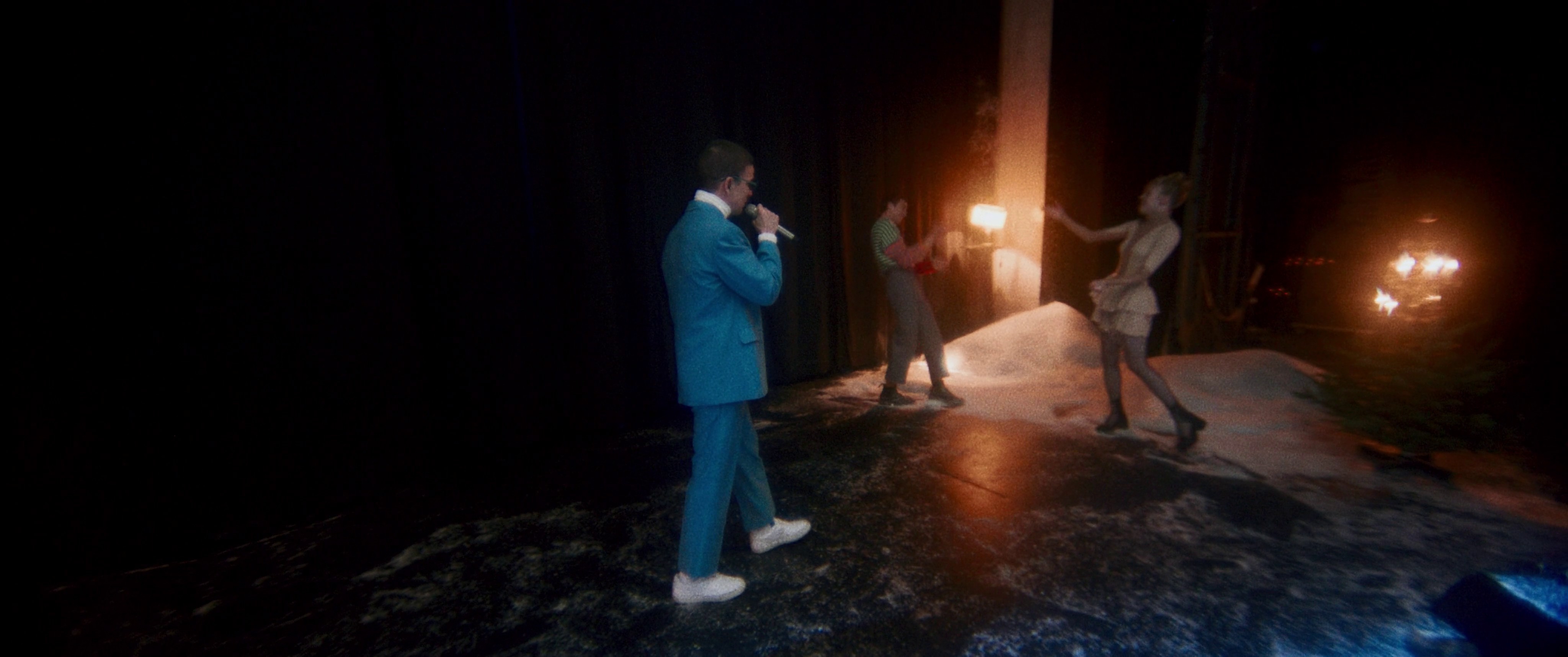 Show me your room (2021) —  shot,  lighting