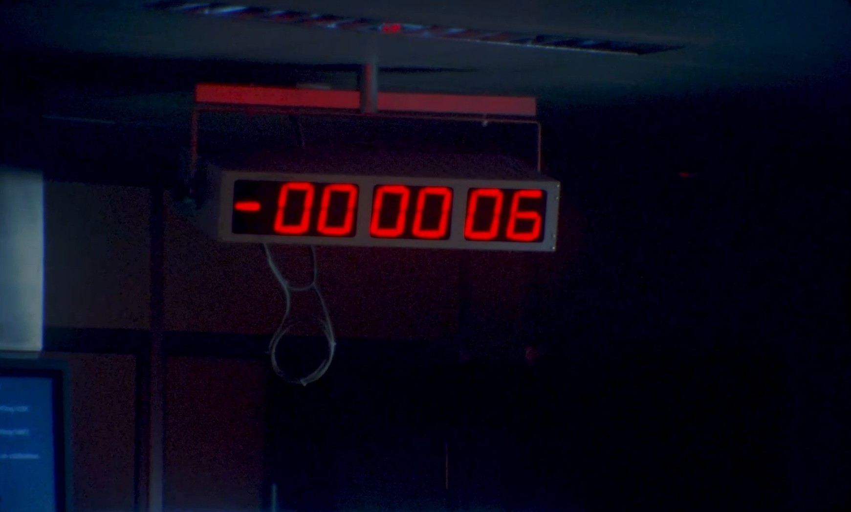 AVNIER - ARIANE (2022) —  shot,  lighting