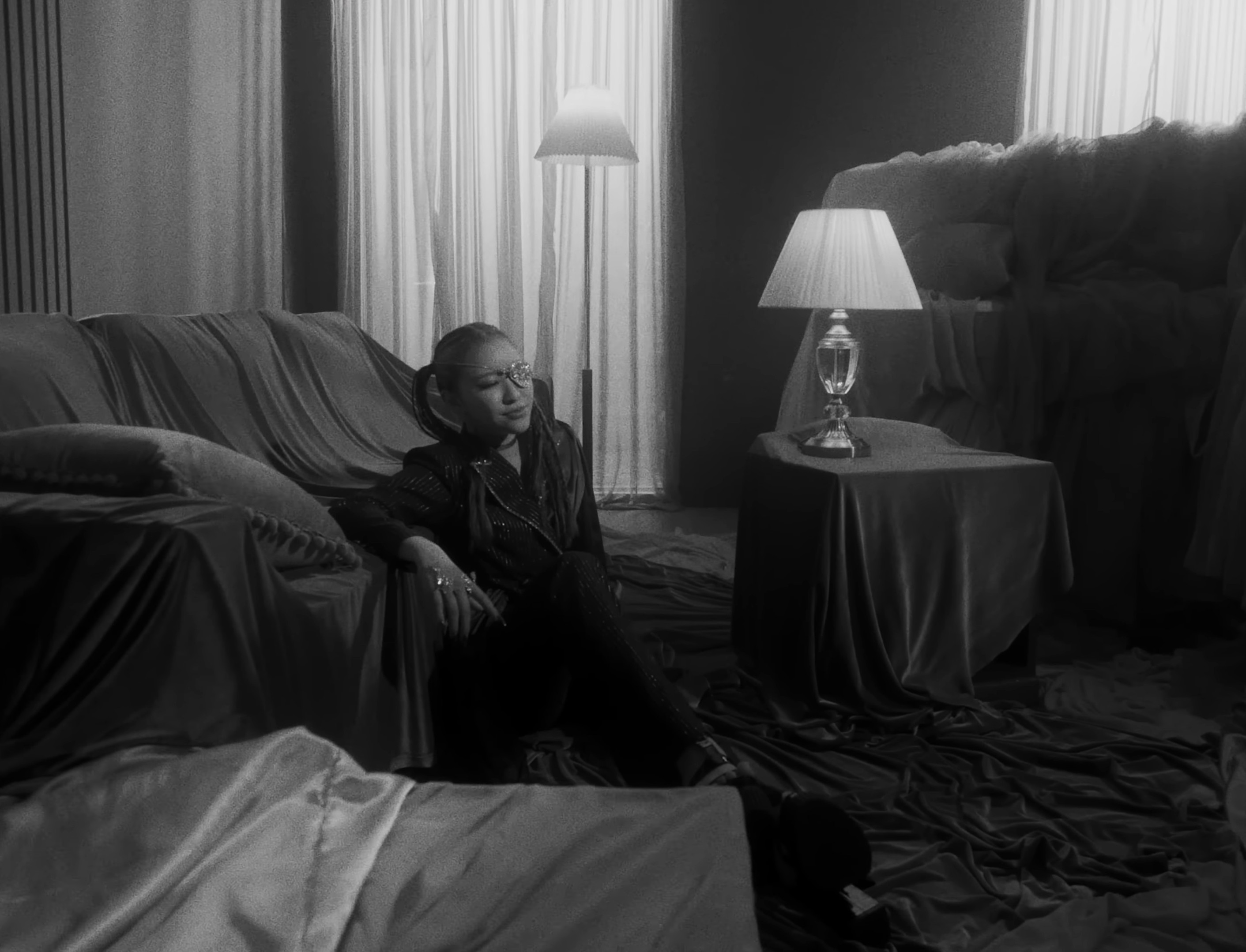 GALZ XYPHER (2022) —  shot,  lighting