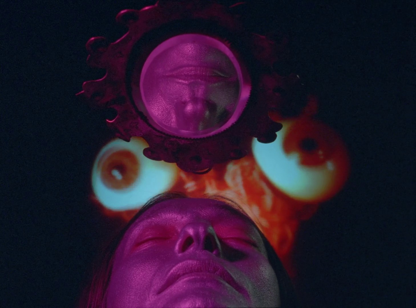 Y a-t-il une vierge encore vivante? (2015) —  shot,  lighting