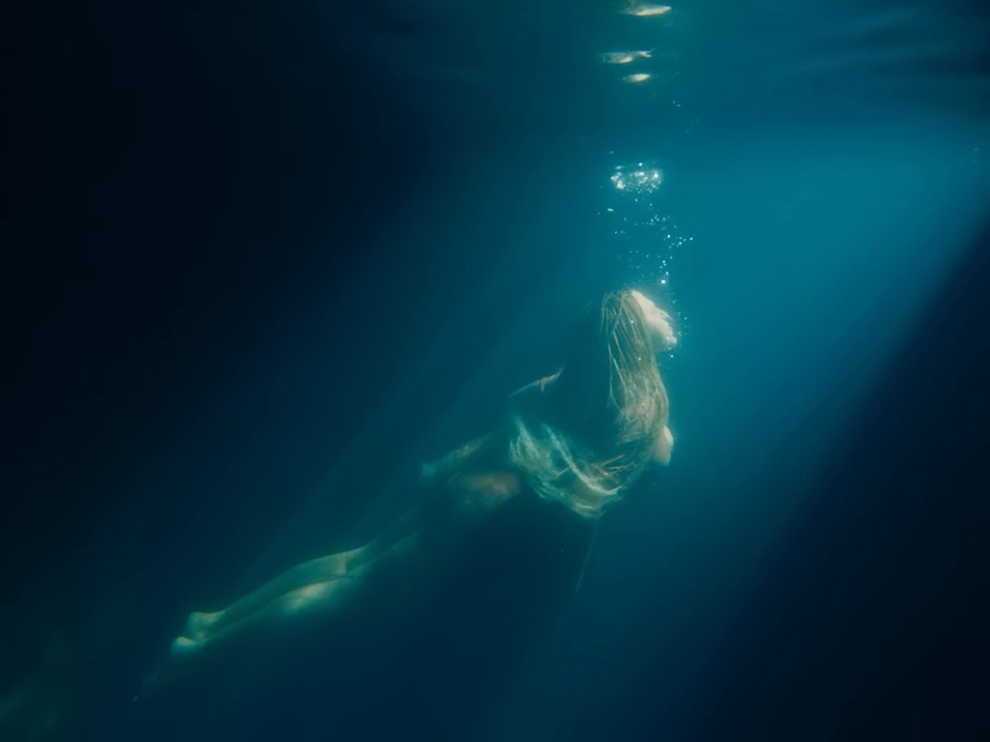 Pressure Points (2025) —  shot,  lighting