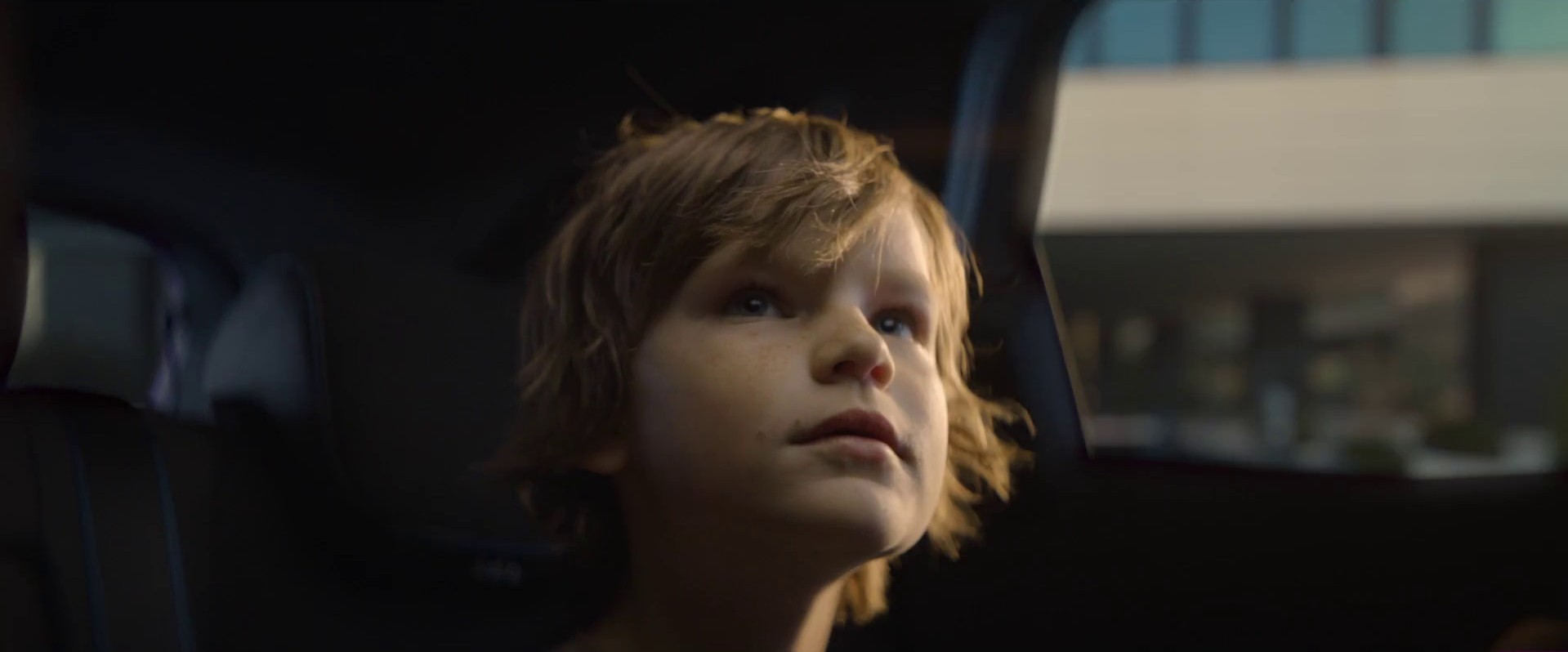 RENAULT AUSTRAL. IMAGINATION (2023) —  shot,  lighting