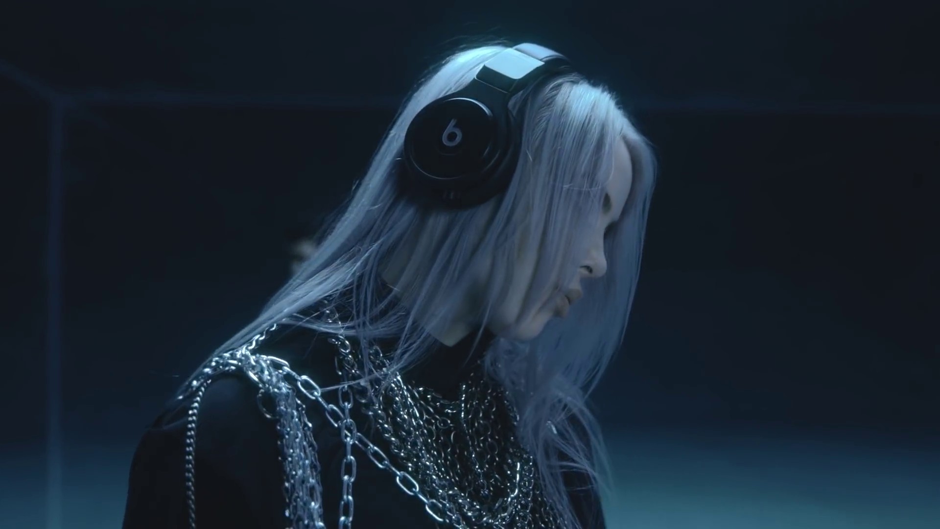 lovely (2018) —  shot,  lighting