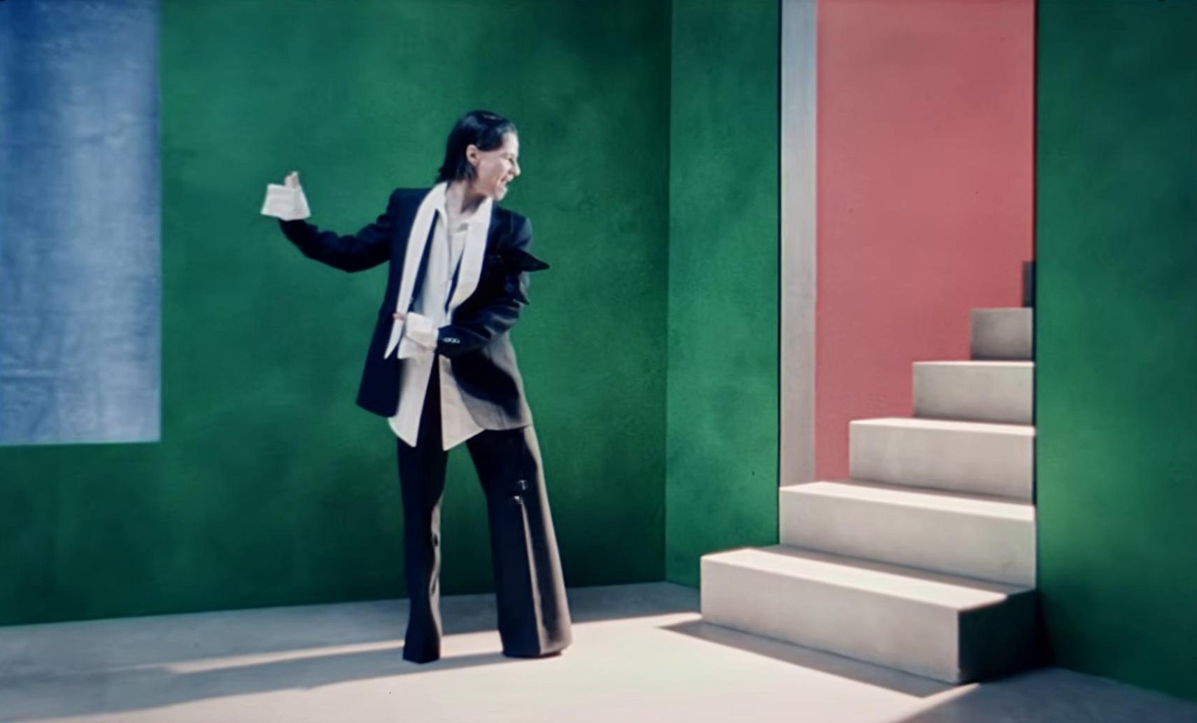 Ah Ya (2026) —  shot,  lighting