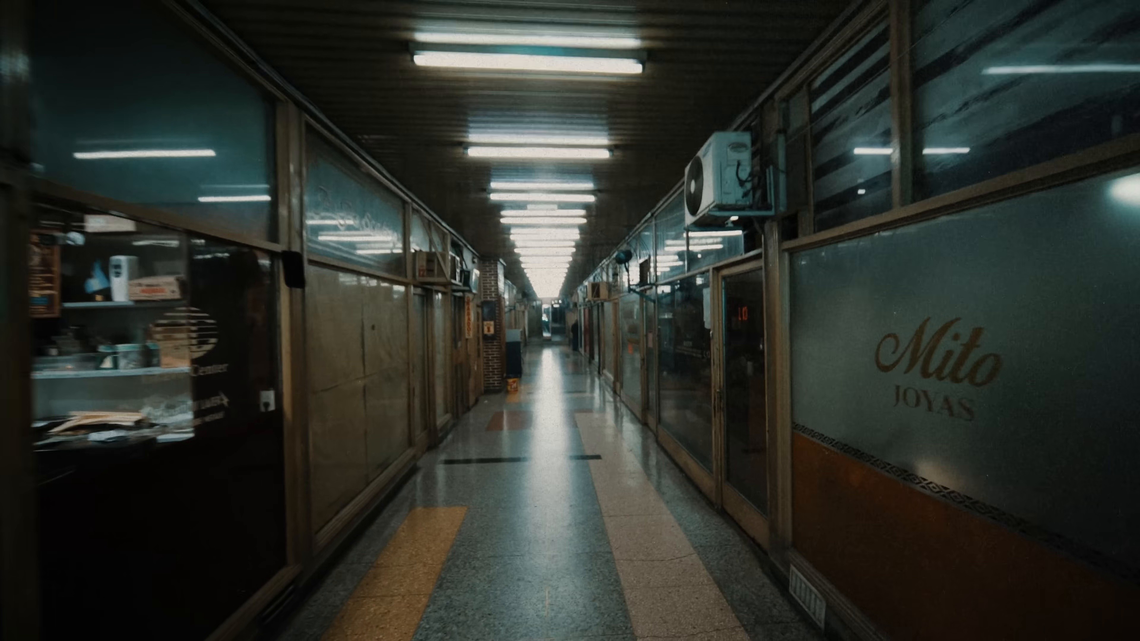 Costumbres Argentinas (2024) —  shot,  lighting