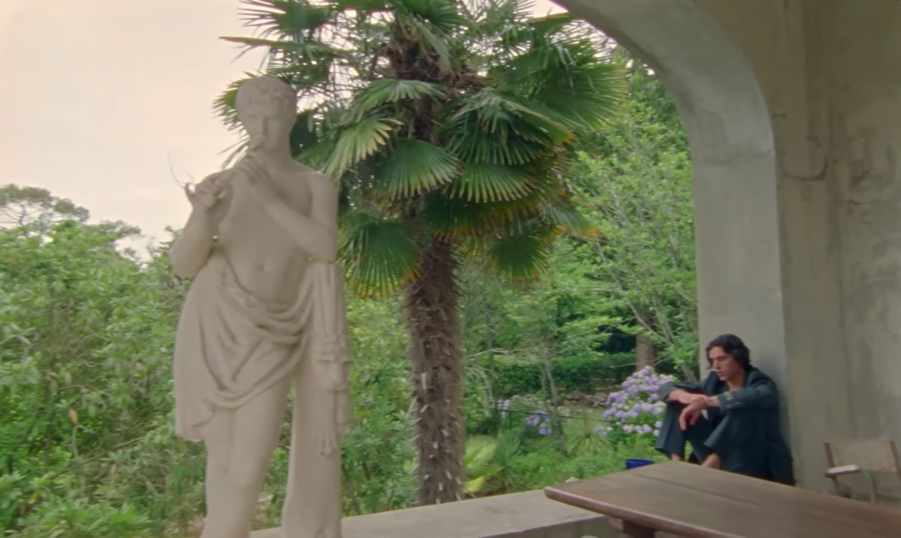 GRV - Music for Maison d'en face (2023) —  shot,  lighting