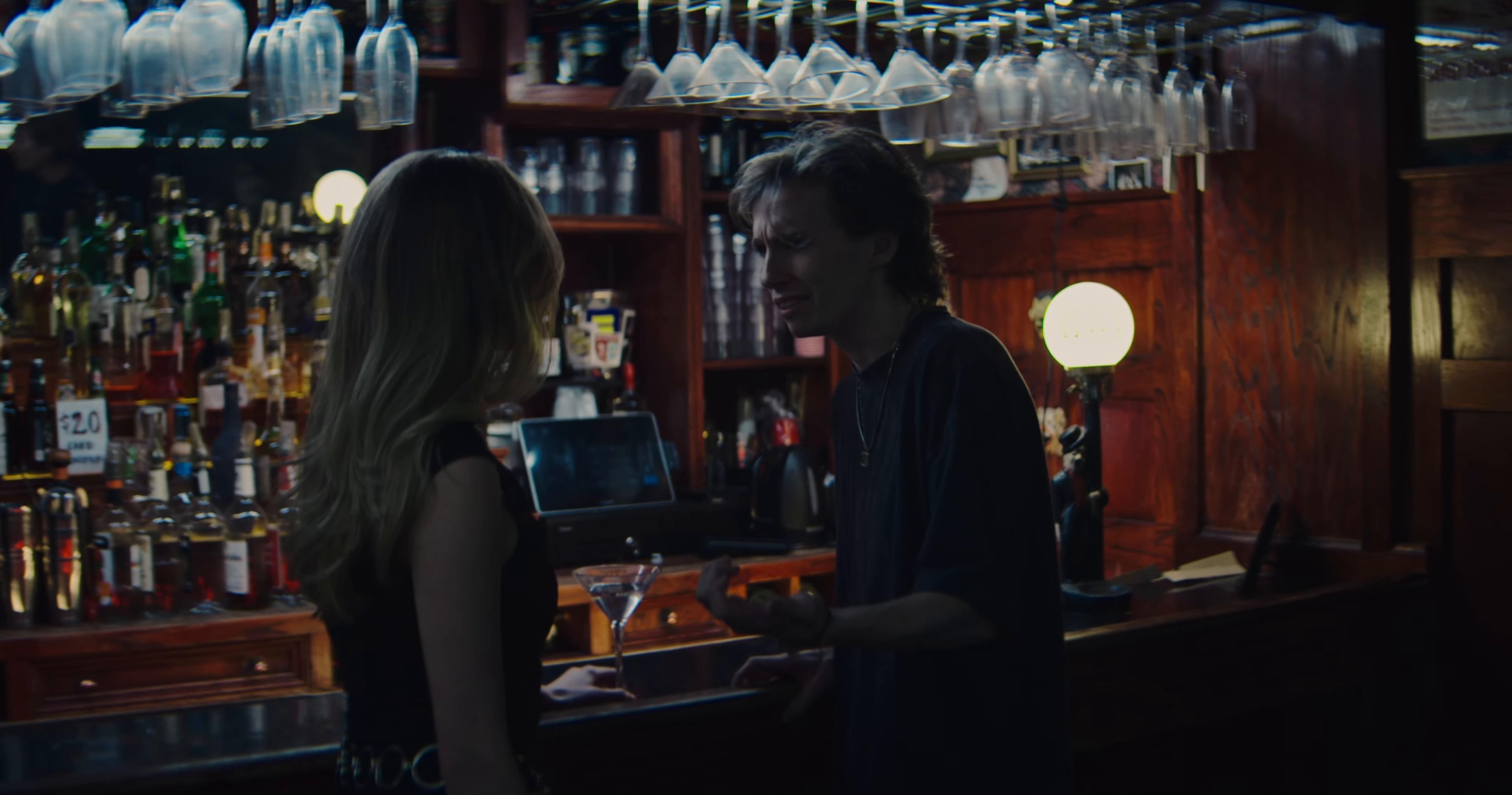 Hollywood (2025) —  shot,  lighting