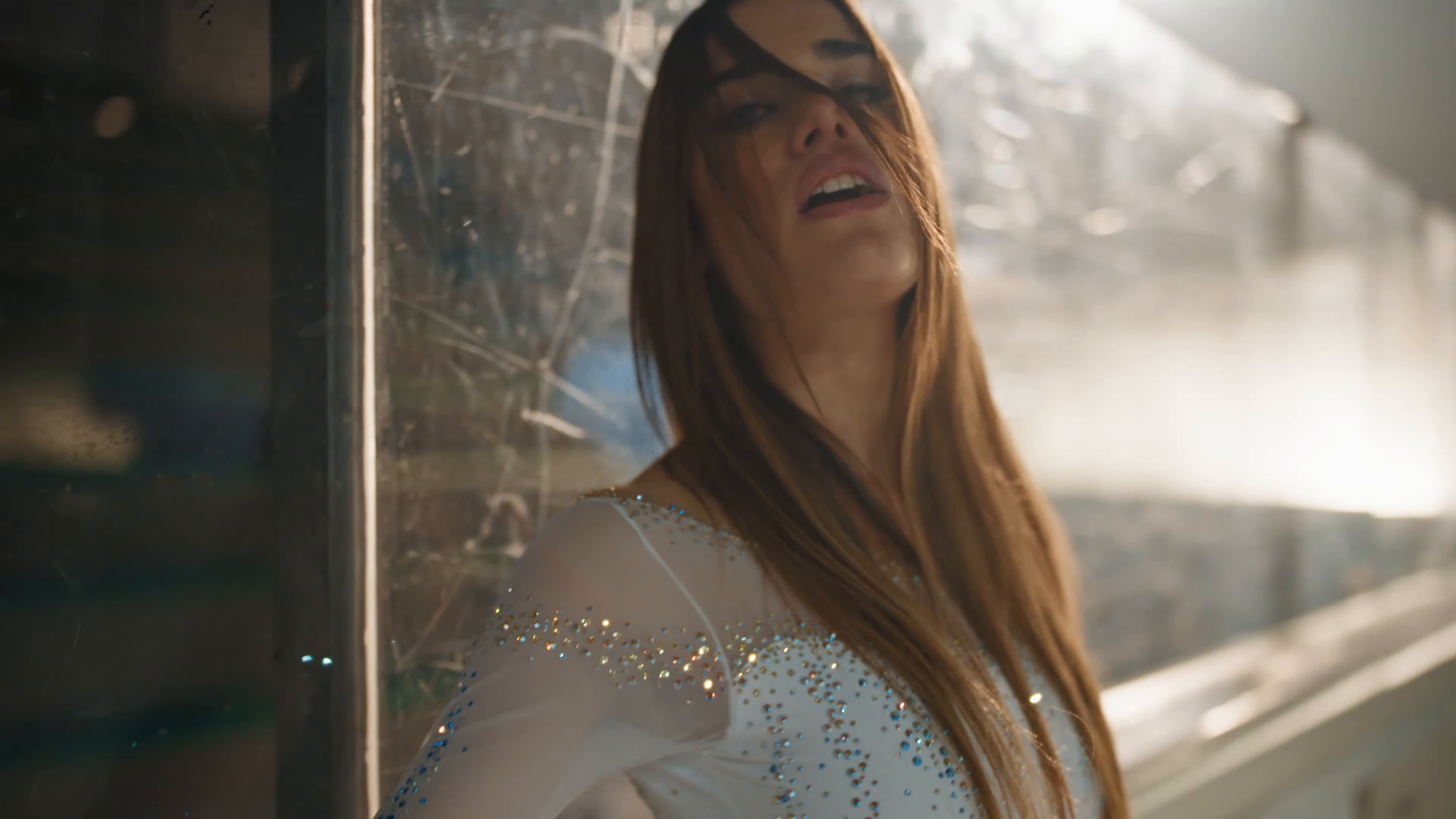 FEBBRE (2025) —  shot,  lighting