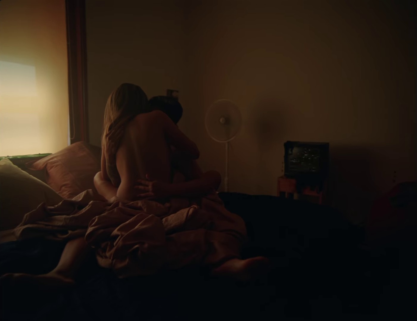 EASY PREY (2022) —  shot,  lighting