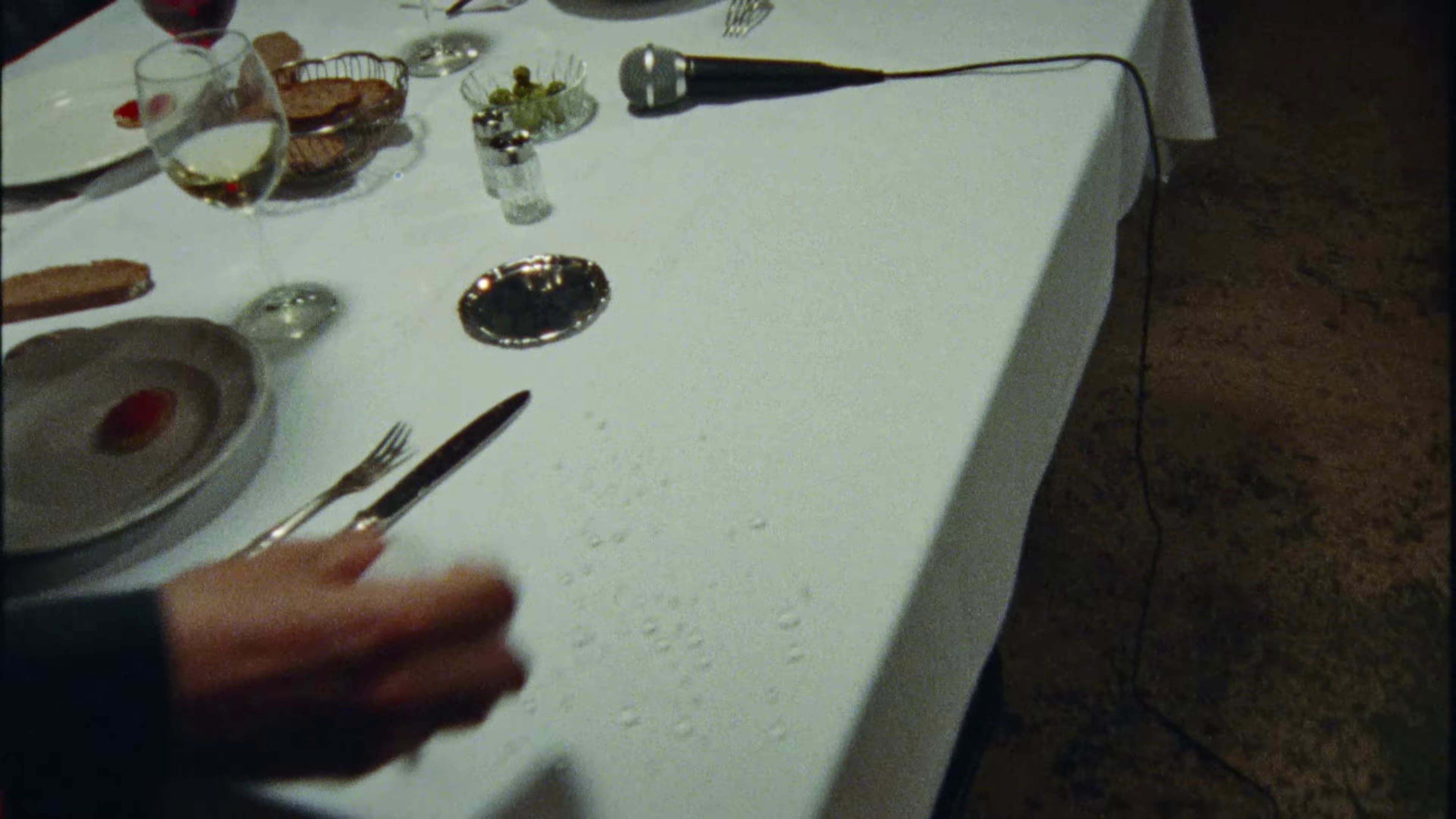 Phénomène (2023) —  shot,  lighting