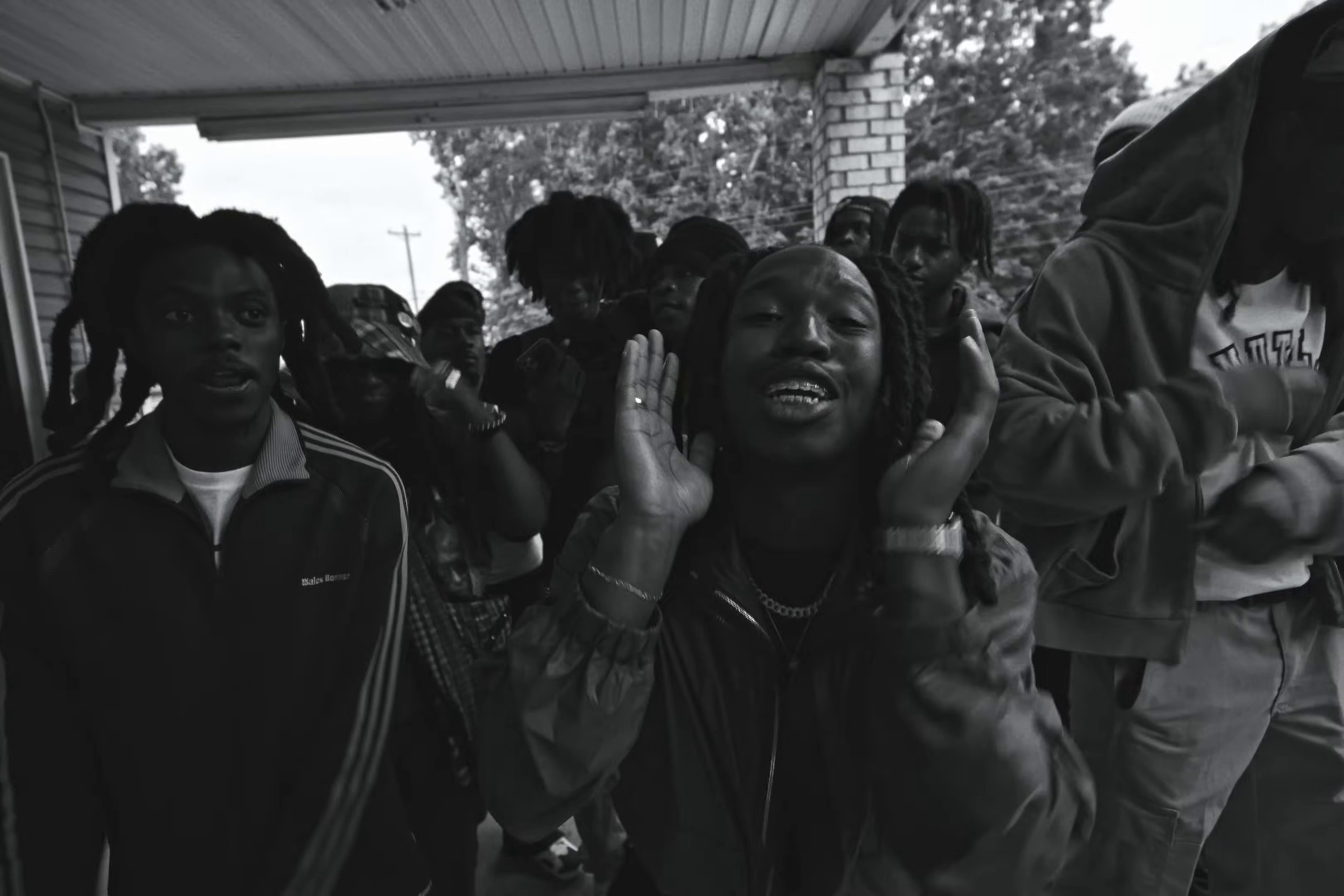 Jammers Anonymous (2025) —  shot,  lighting