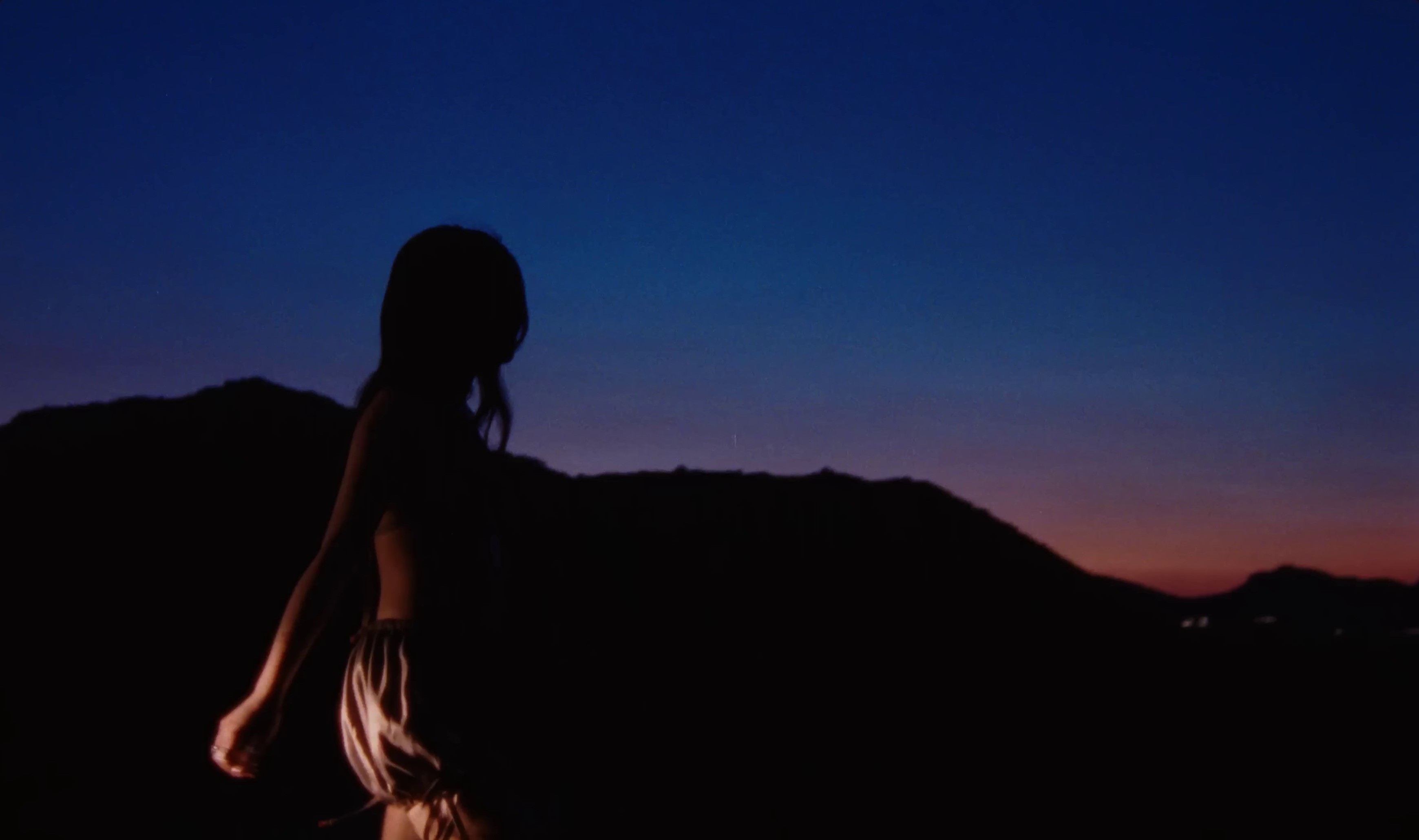 tired of california  (2022) —  shot,  lighting