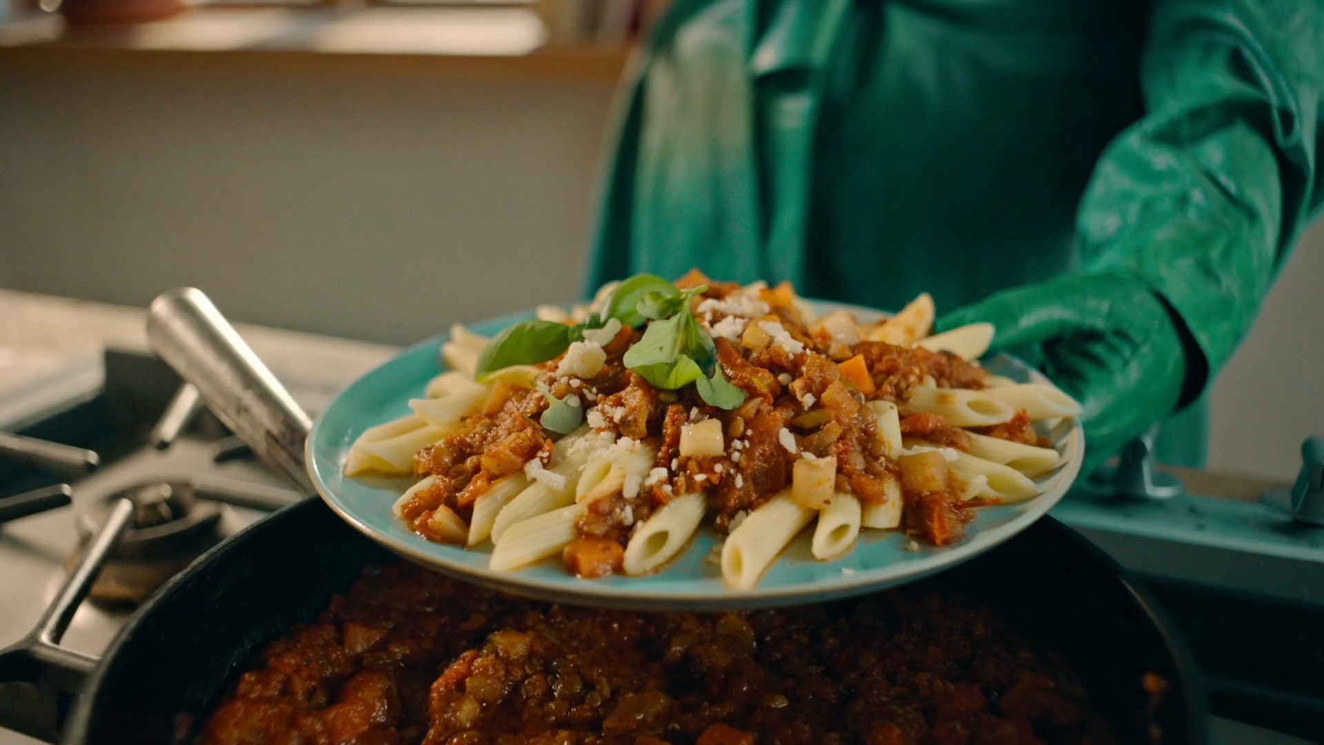 gronne_folk_rask_mat_15s_web_mst_v002 (2022) —  shot,  lighting