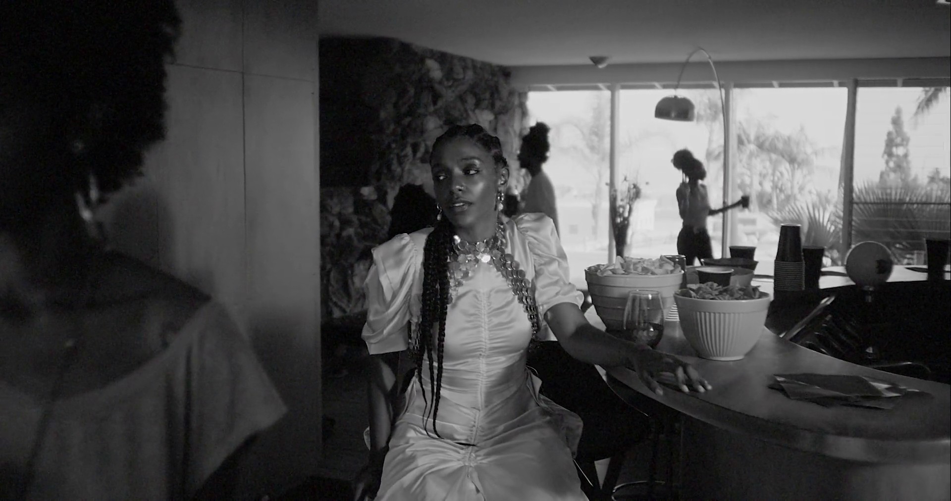 Sandstorm (2019) —  shot,  lighting