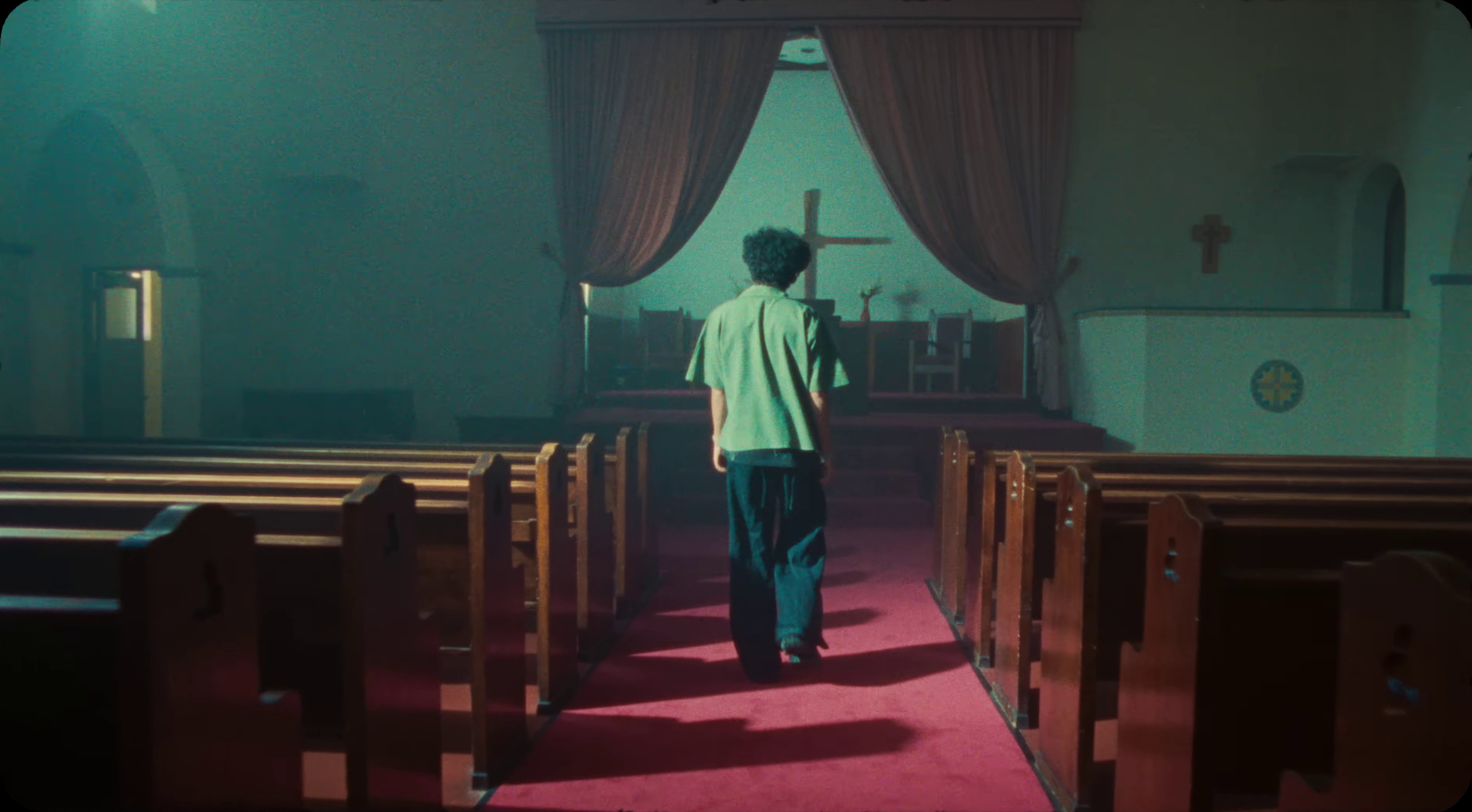 kickstand (2023) —  shot,  lighting