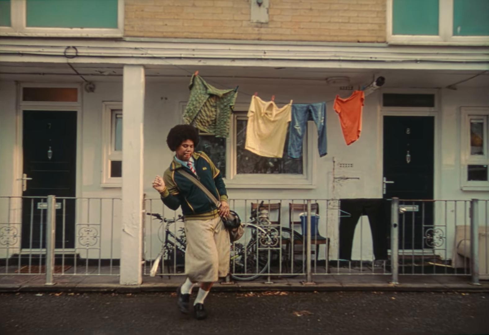 Catching Bodies  (2025) —  shot,  lighting