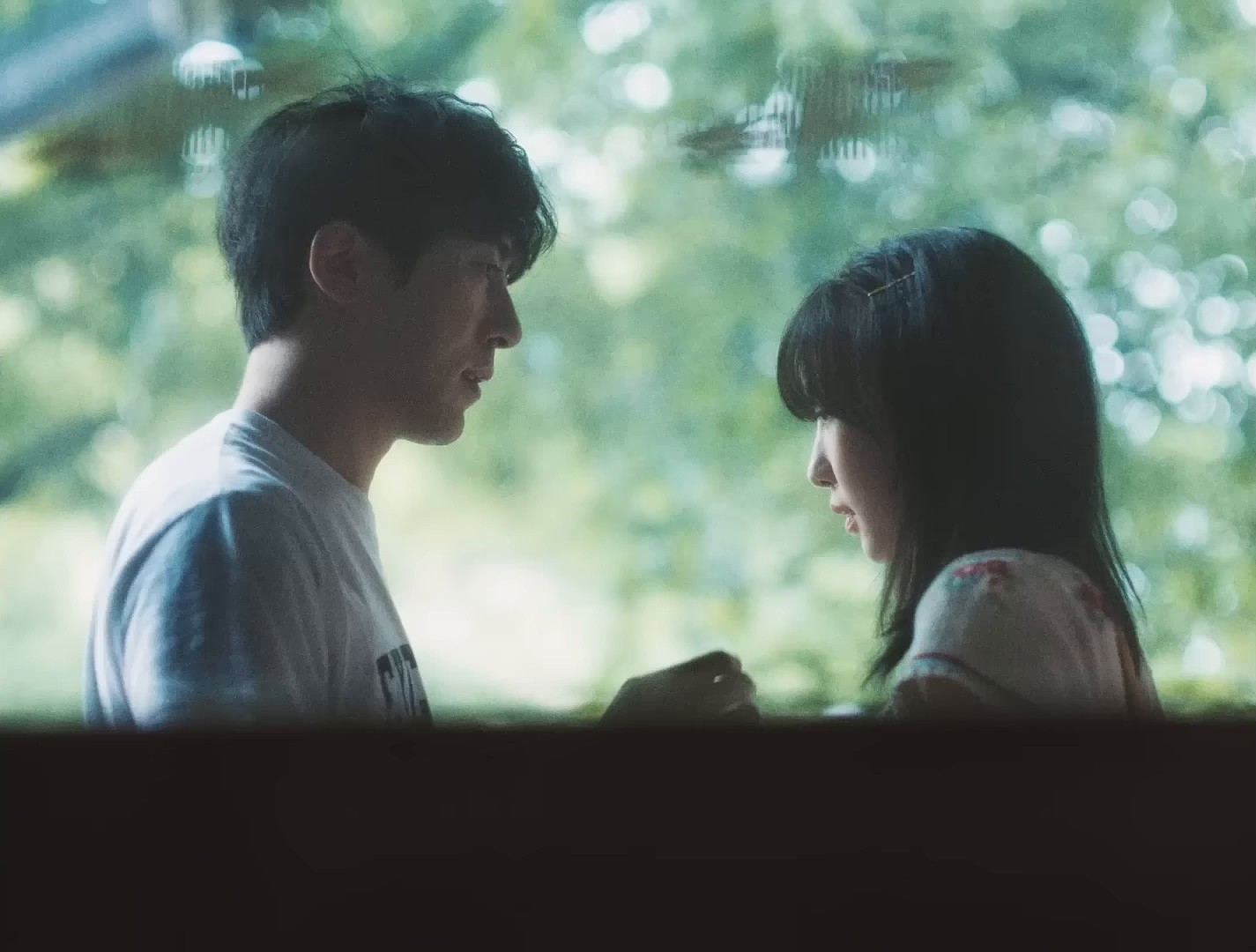 첫키스가 마지막키스 된 썰 (2023) —  shot,  lighting