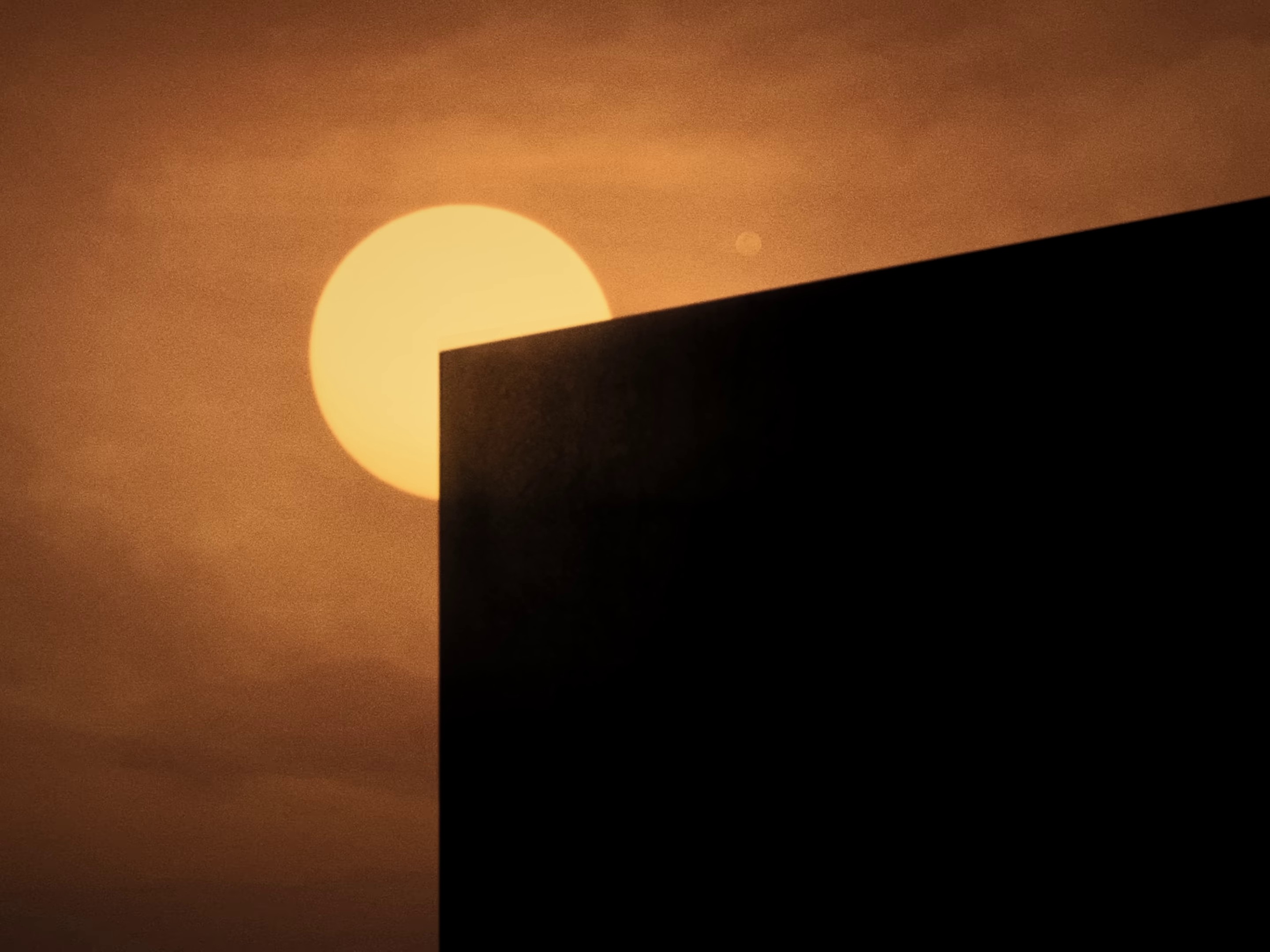 Joli (2022) —  shot,  lighting