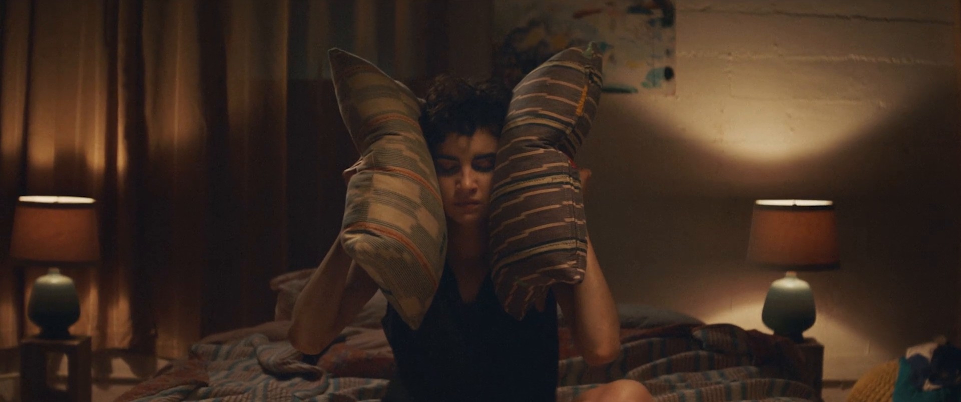 Facebook : Drummers (2017) —  shot,  lighting