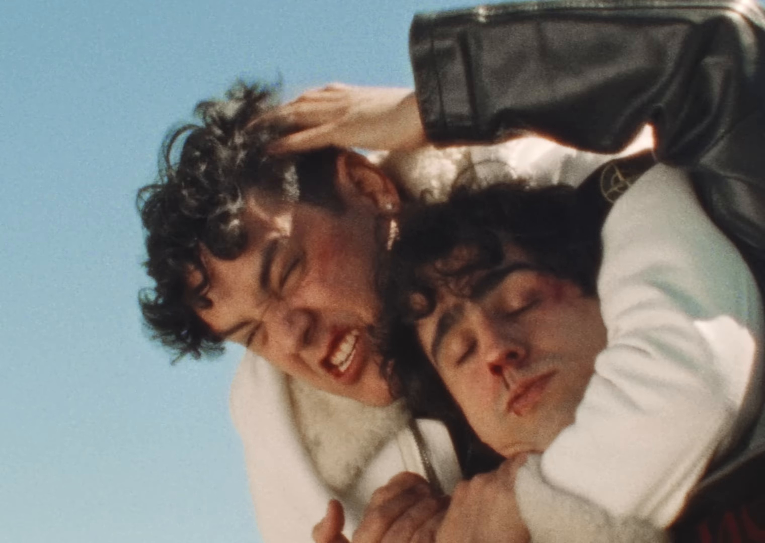 Yo pensaba que me había tocado Dios (2024) —  shot,  lighting