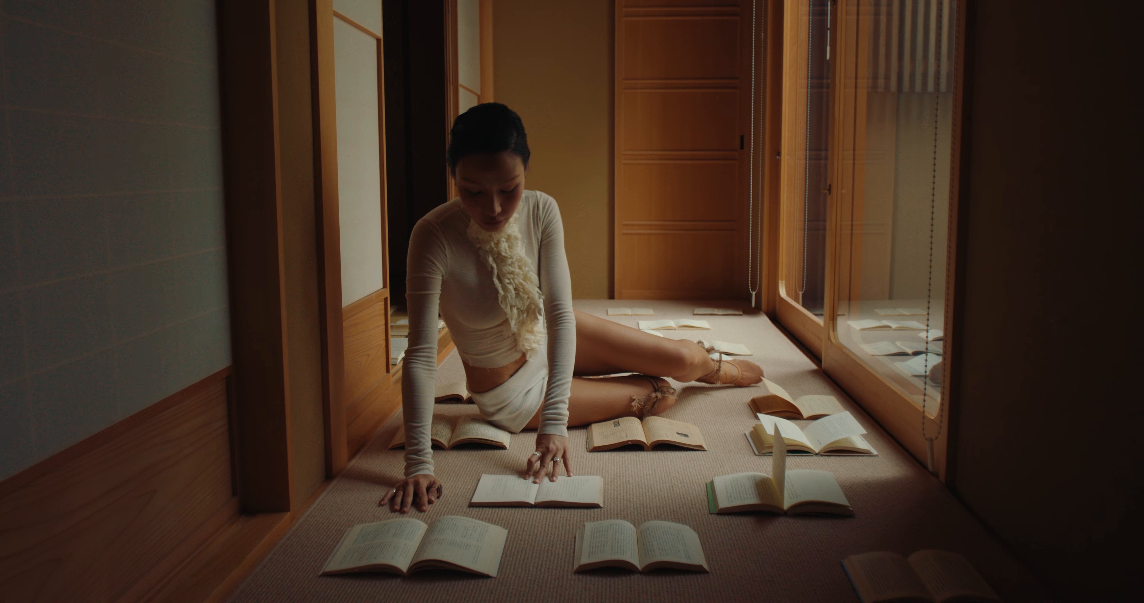 NGAY LÚC NÀY (2025) —  shot,  lighting