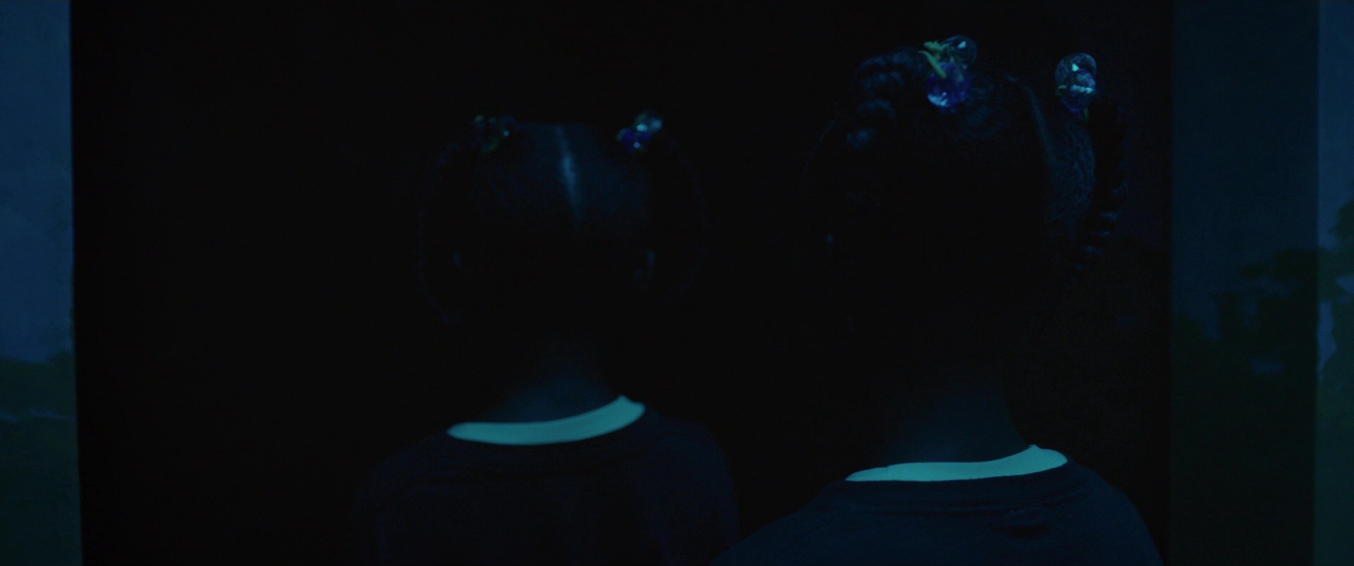 Us (2019) —  shot,  lighting