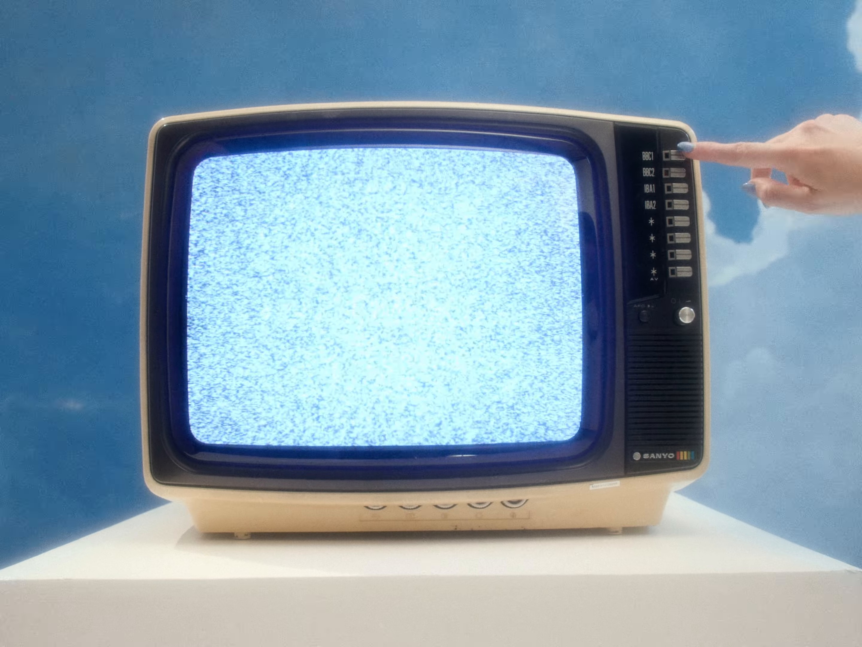 'Bul Bul Bul' (2024) —  shot,  lighting