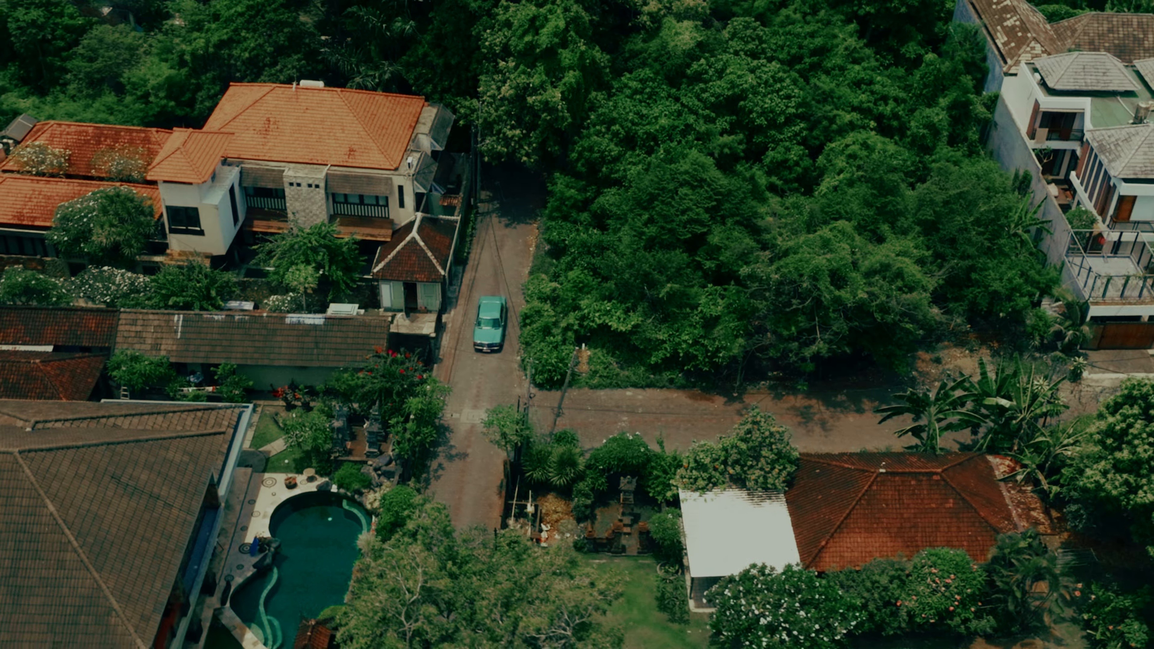 Won't ever (2025) —  shot,  lighting