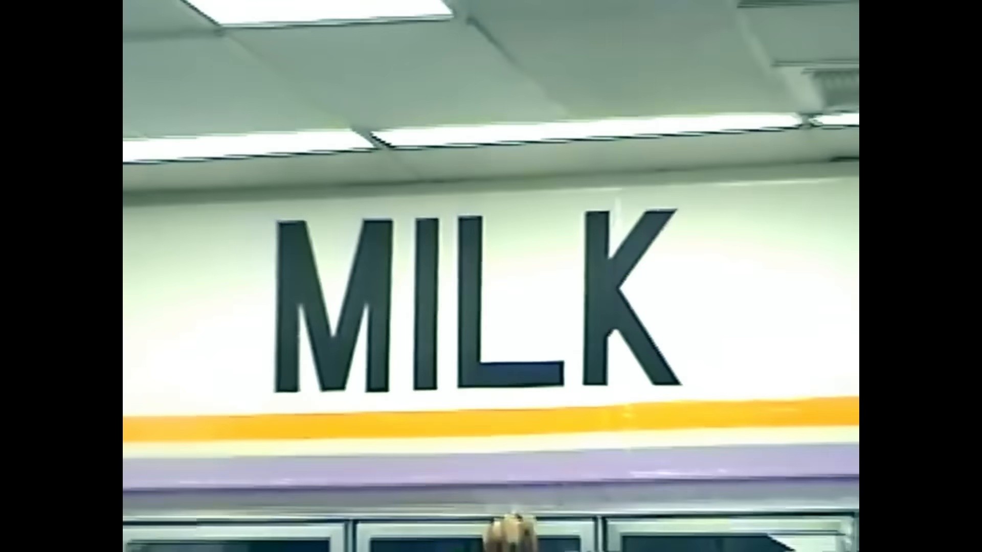 2 hands (2024) —  shot,  lighting