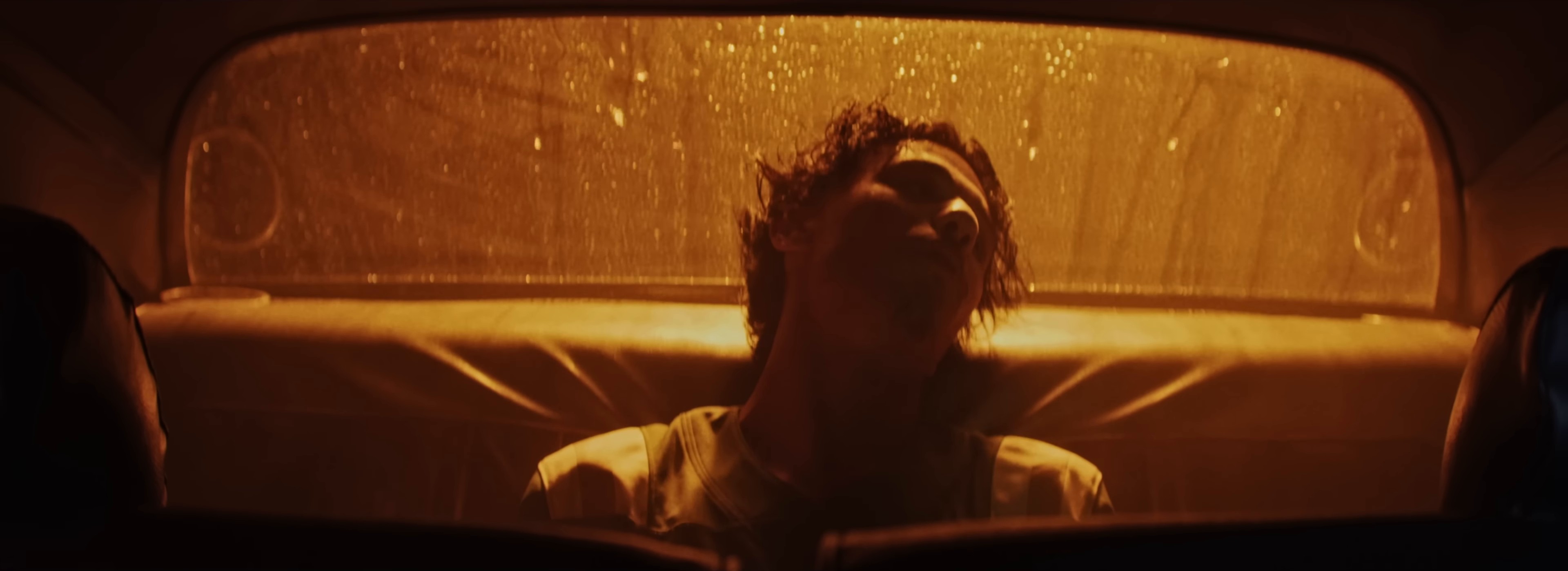 Ne t'inquiète pas (2024) —  shot,  lighting