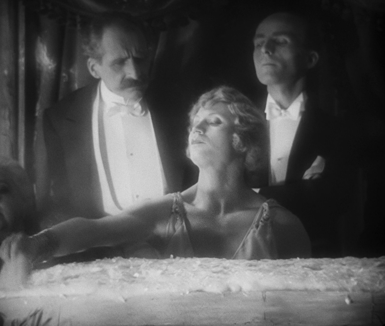 The Blood of a Poet (1932) —  shot,  lighting