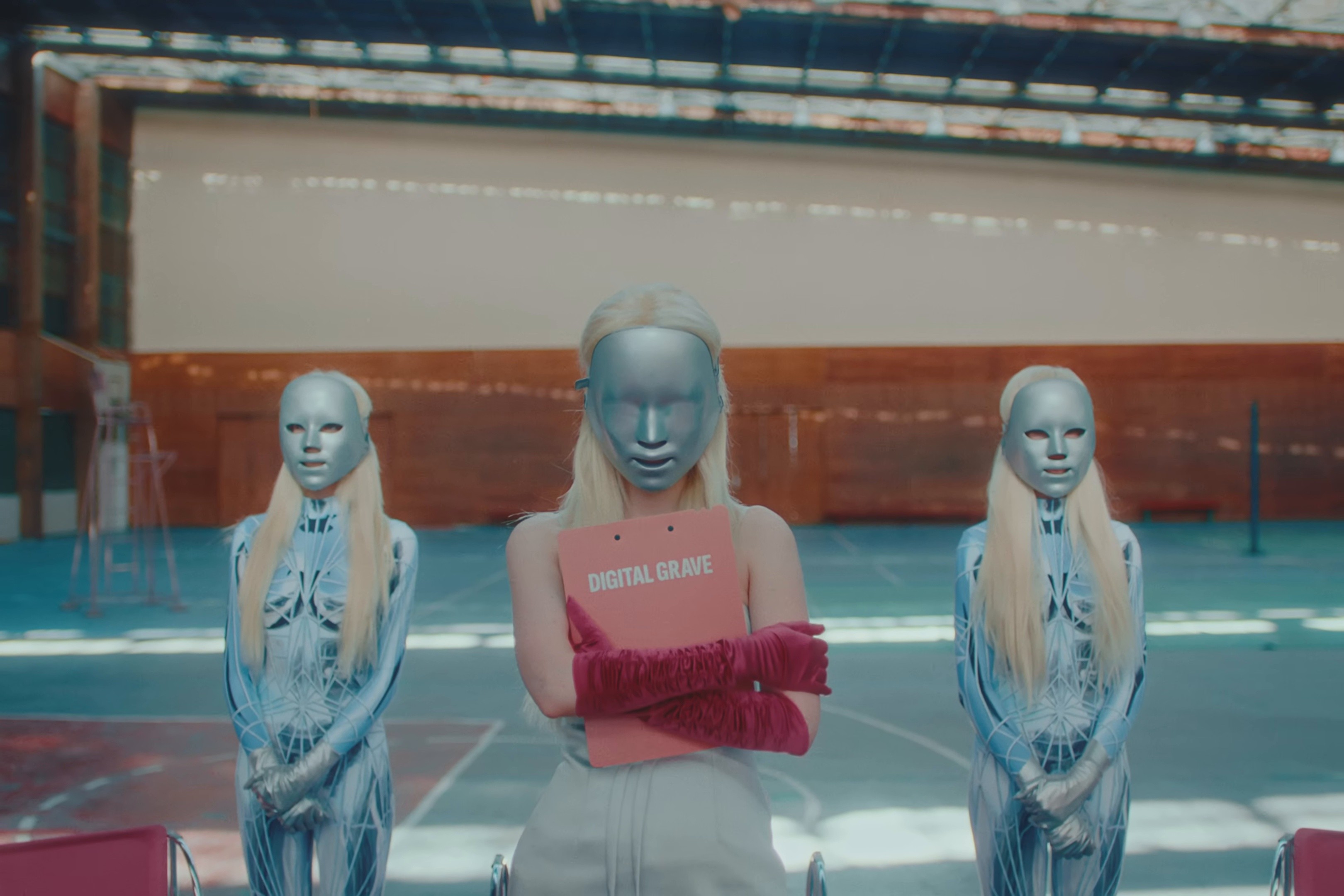 We Don't Get Along  (2025) —  shot,  lighting