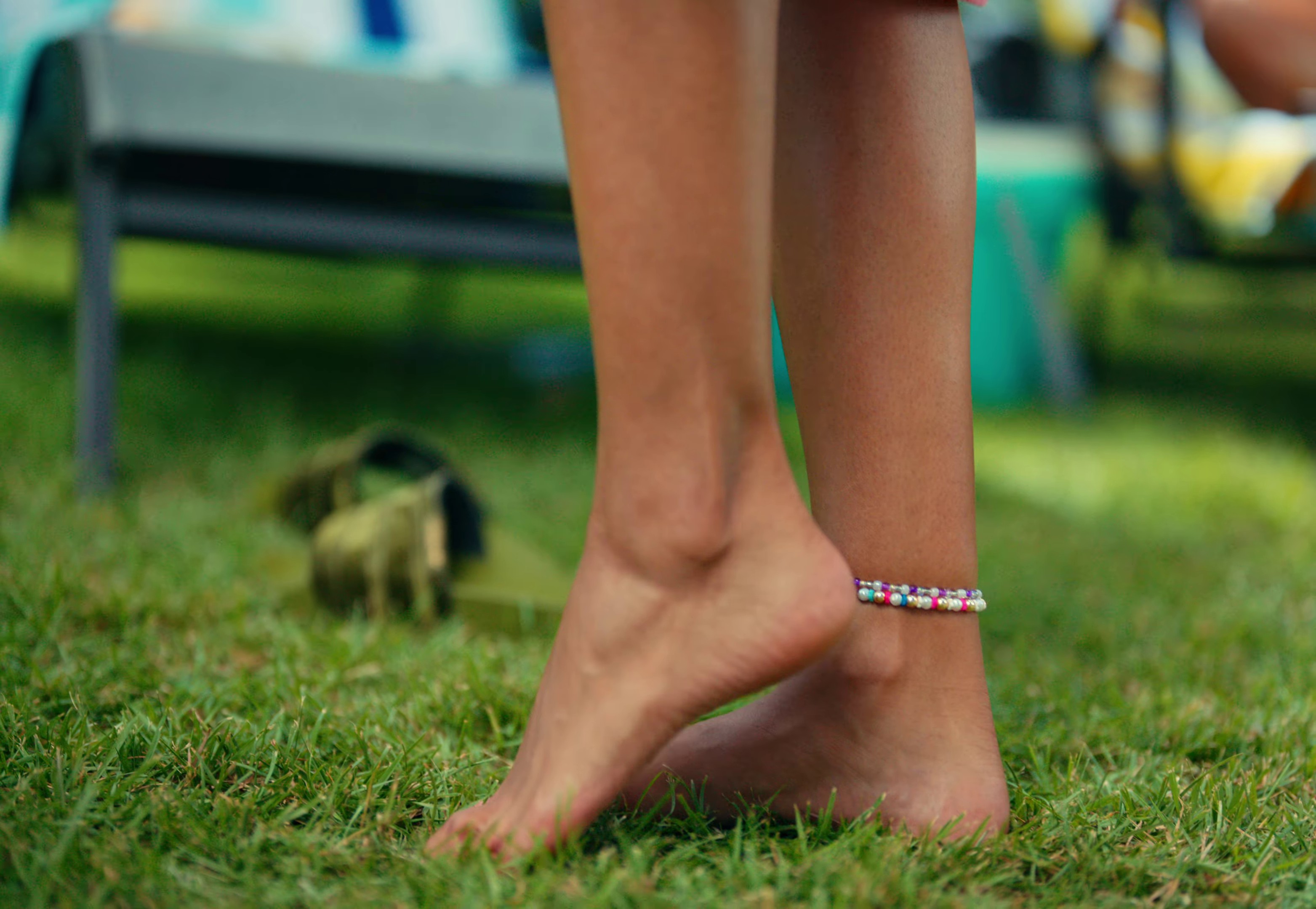 Me Porto Bonito (2022) —  shot,  lighting