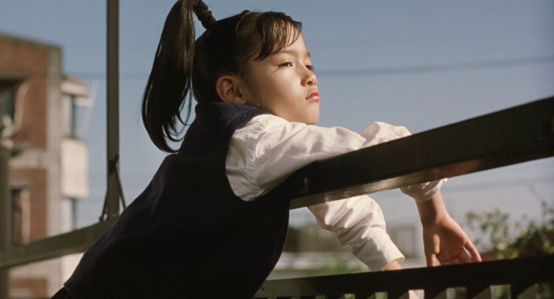 Funky Forest: The First Contact (2005) —  shot,  lighting