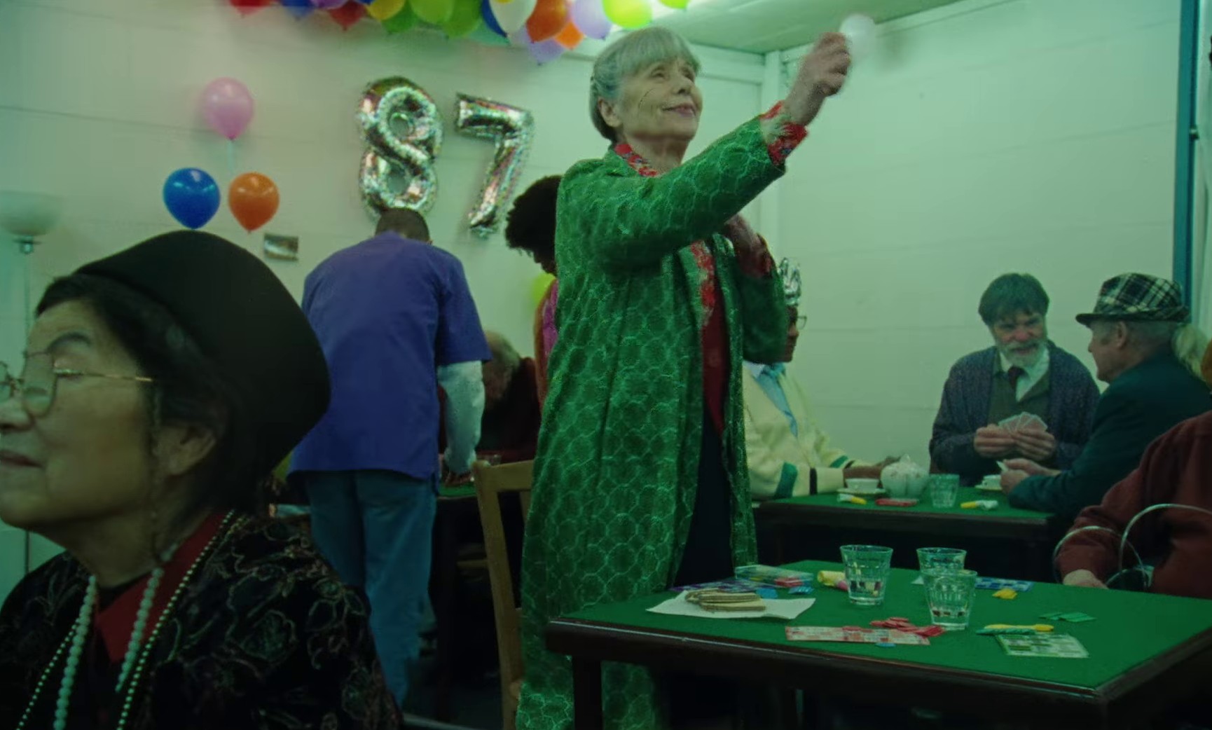 Clap your hands  (2022) —  shot,  lighting