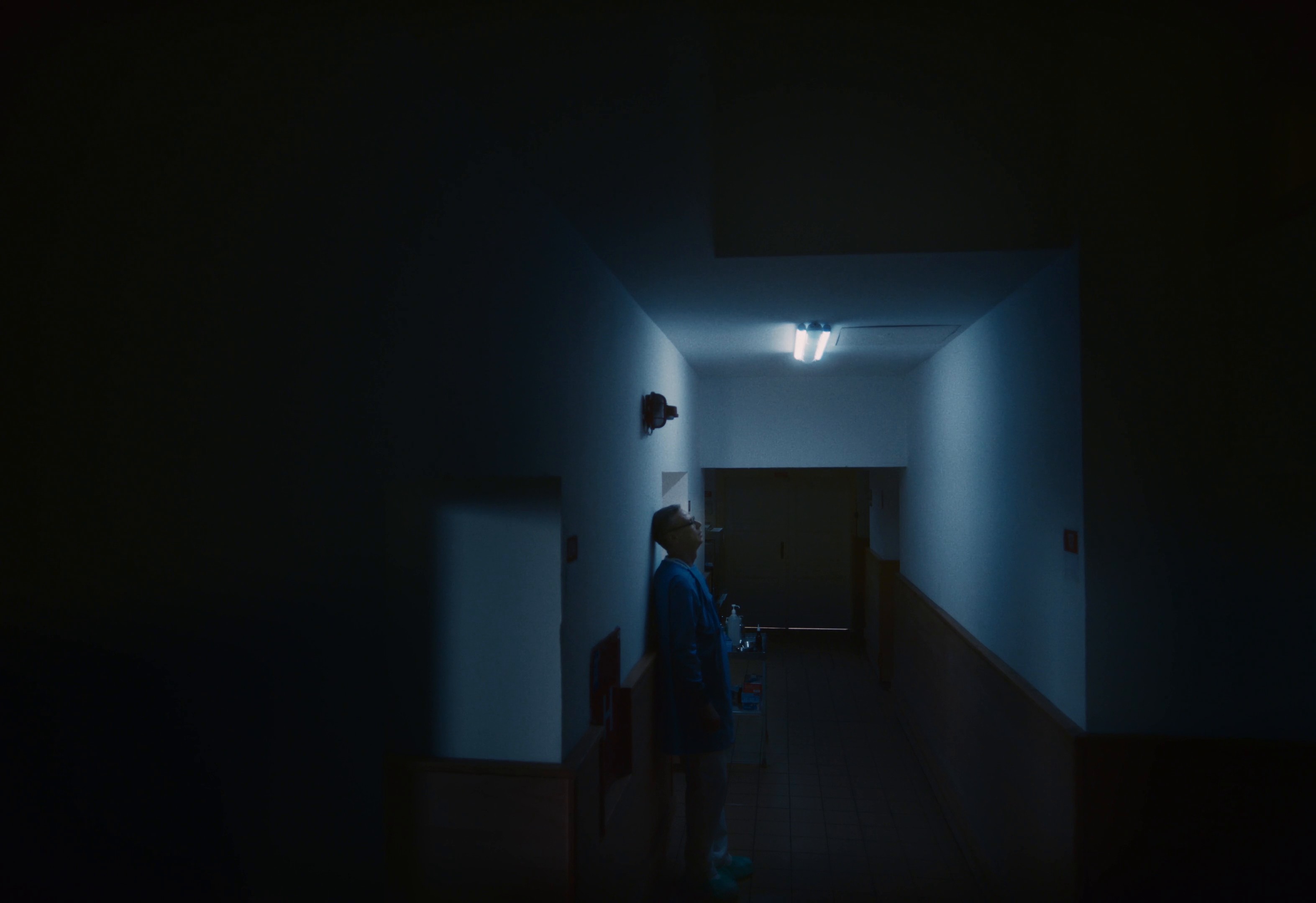 DOCTOLIB - The blow (2024) —  shot,  lighting