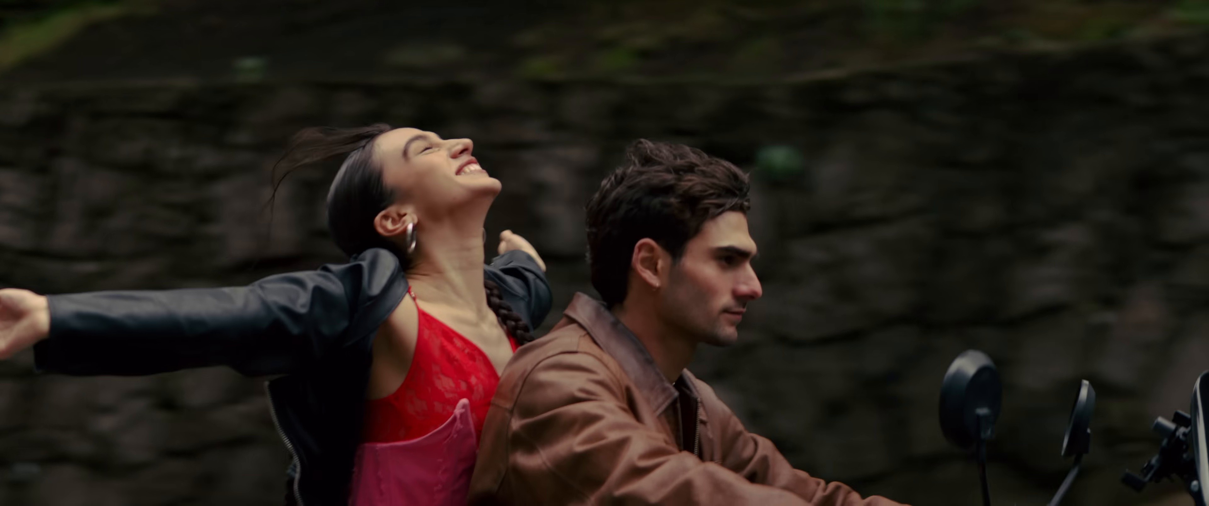 UNA LOKURA (2024) —  shot,  lighting