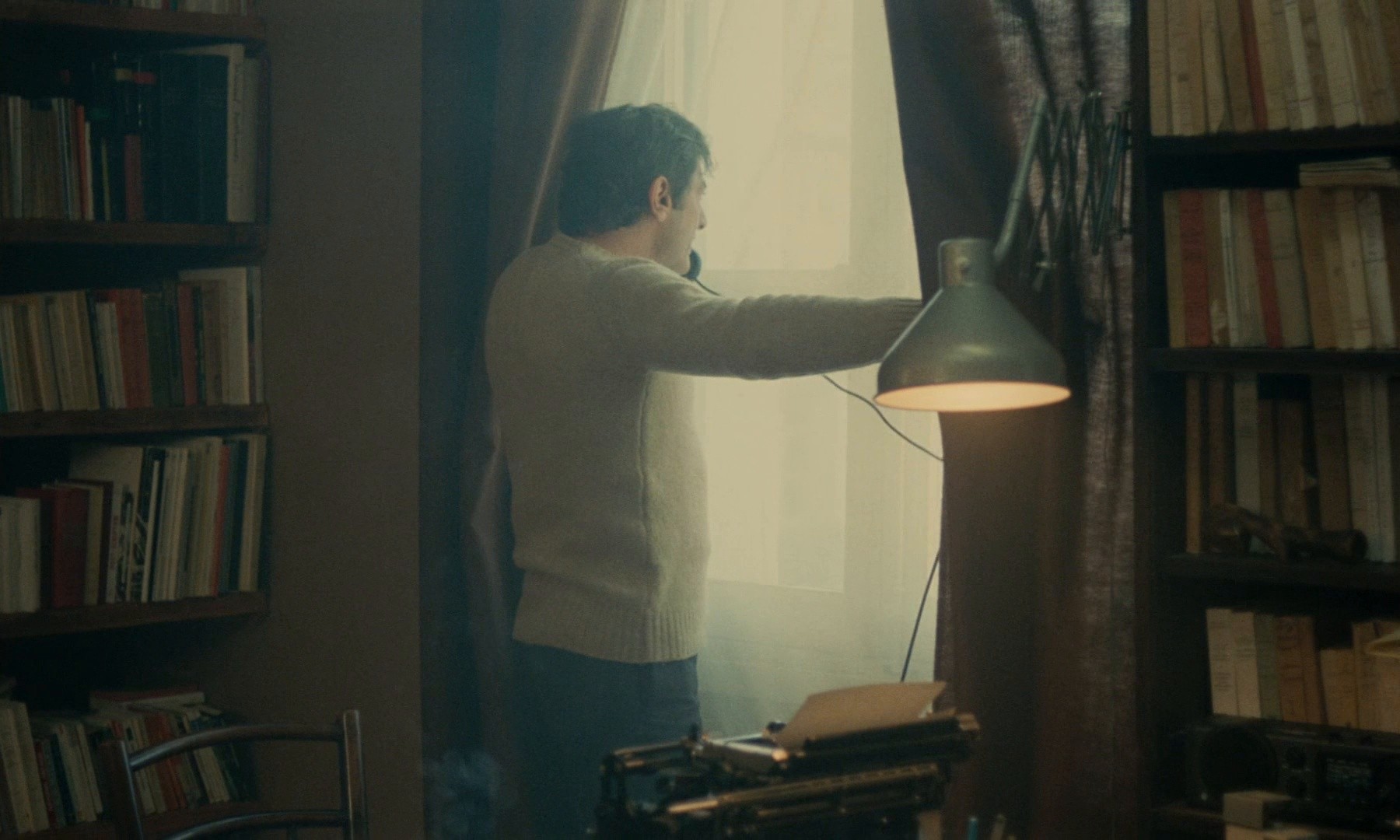 The Man Who Loved Women (1977) —  shot,  lighting