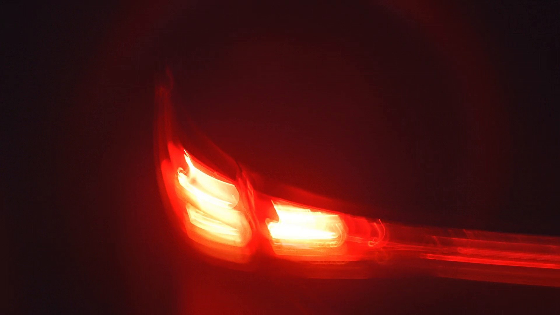 CUPRA LEON. RED THREAD (2024) —  shot,  lighting