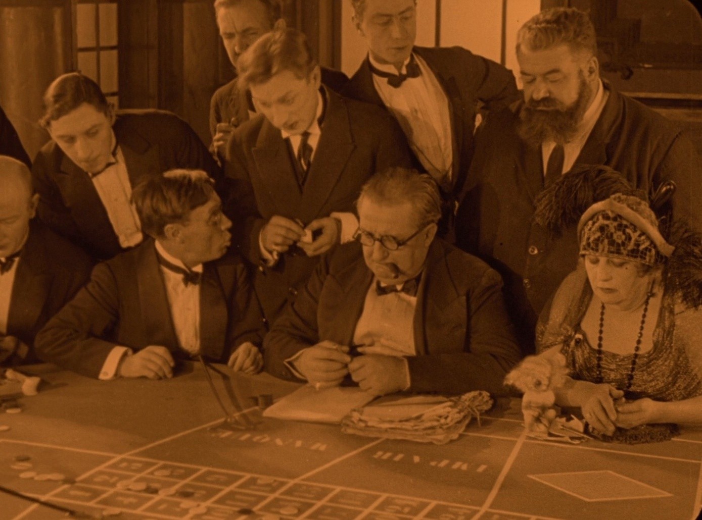 The Late Mathias Pascal (1926) —  shot,  lighting