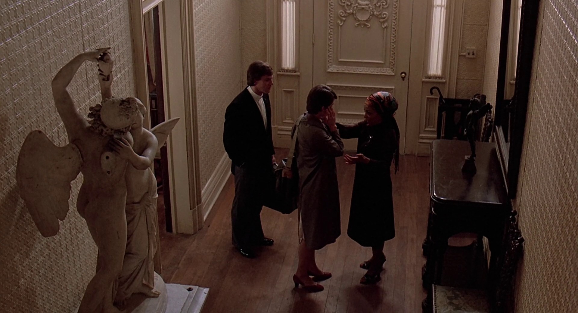 Cat People (1982) —  shot,  lighting