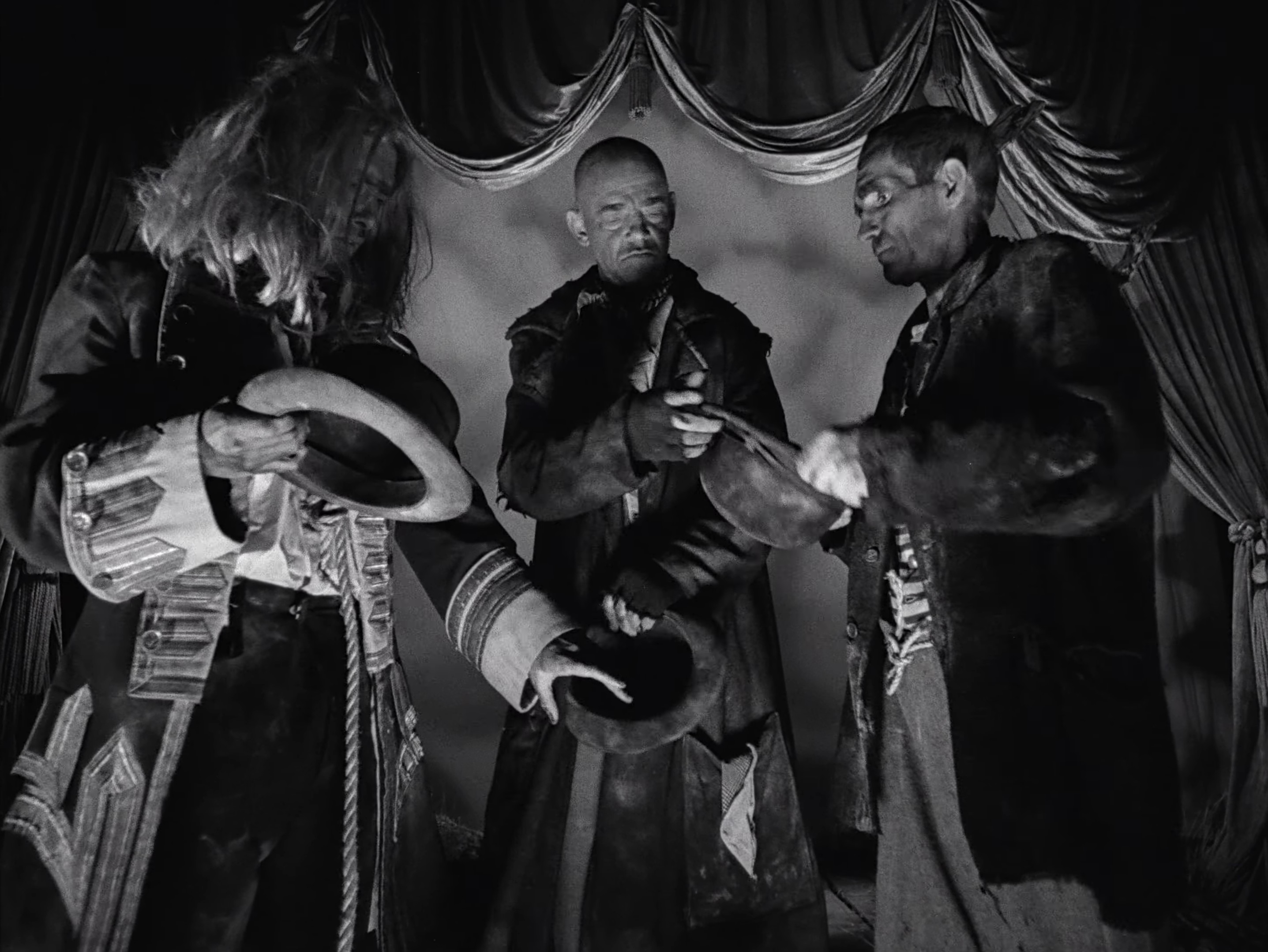 Constant Craving  (1992) —  shot,  lighting