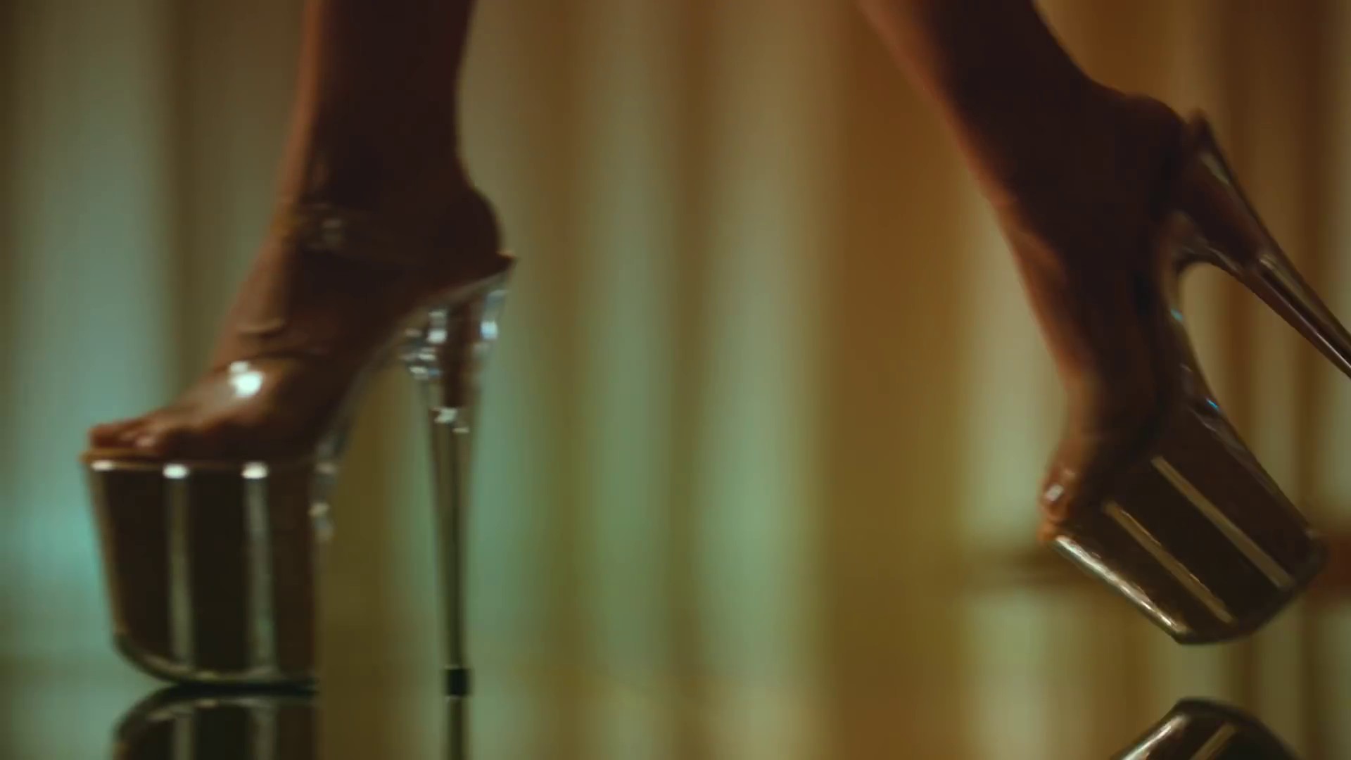 cellophane (2019) —  shot,  lighting