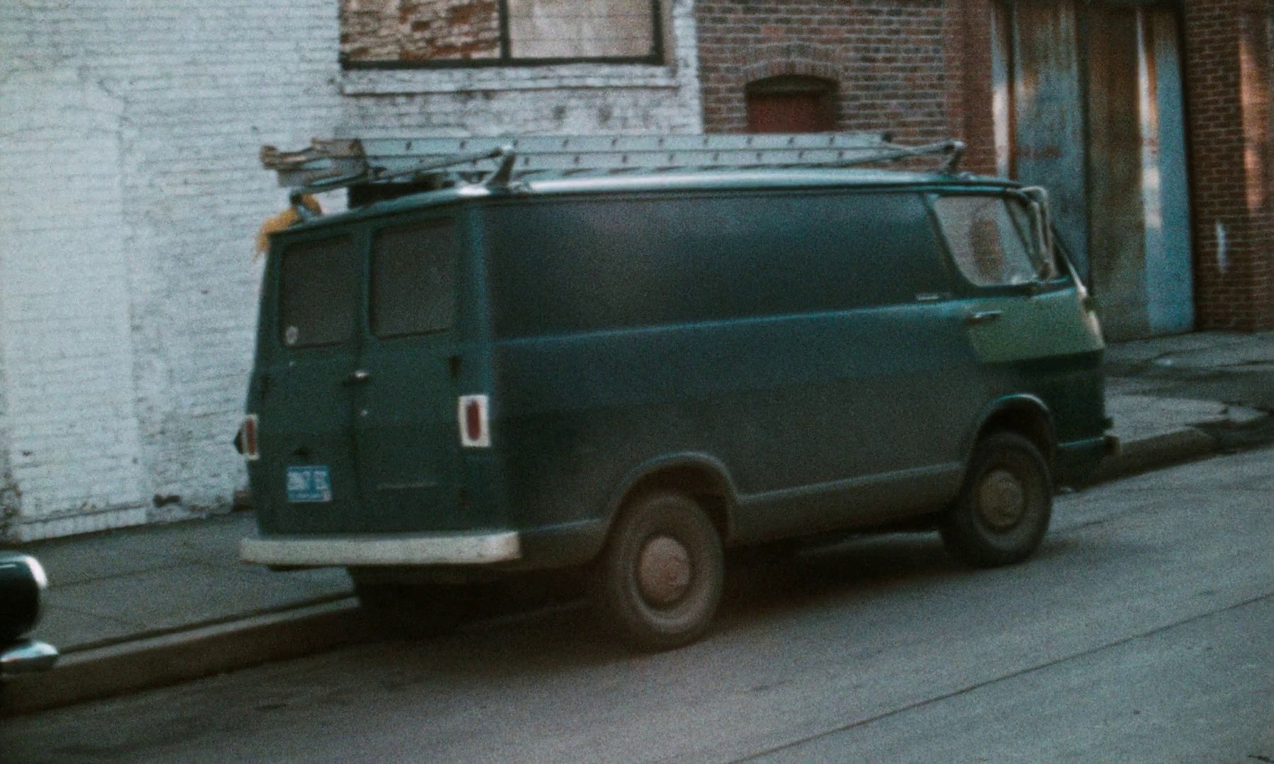 Pink Flamingos (1979) —  shot,  lighting