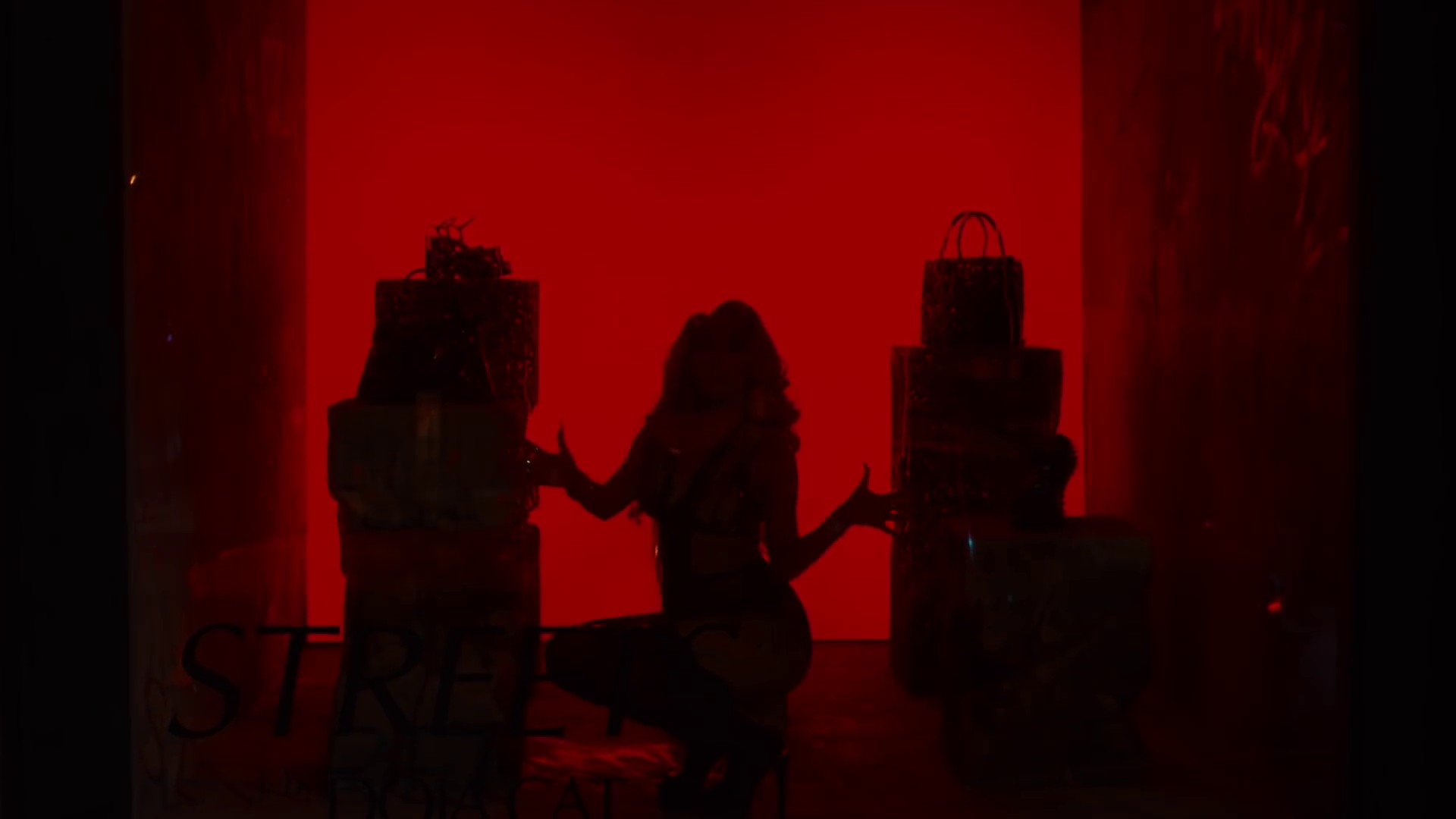 Streets  (2021) —  shot,  lighting