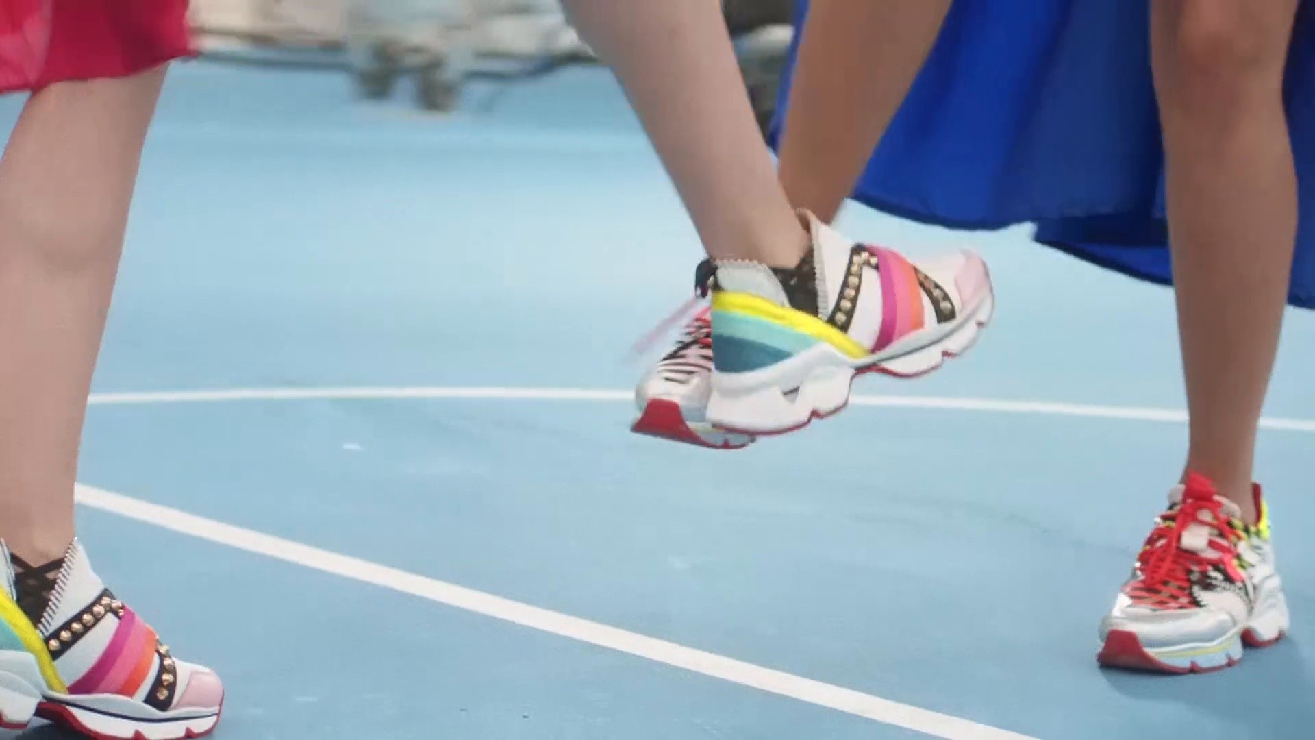 Run Loubi Run (2019) —  shot,  lighting